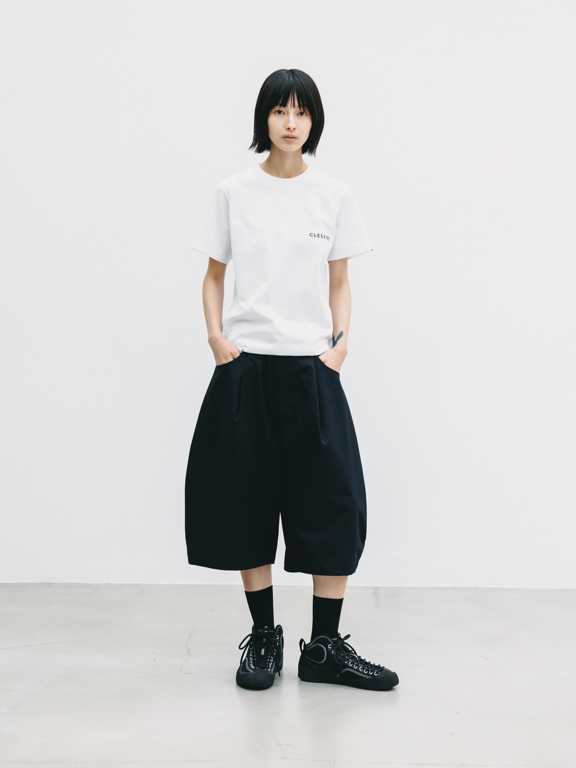 【7.8 WED 20:00- IN STOCK】+PHENIX WINDSTOPPER® BY GORE-TEX LABS TWILL CITY MASSIVE UTILITY HALF PANTS (BLACK)