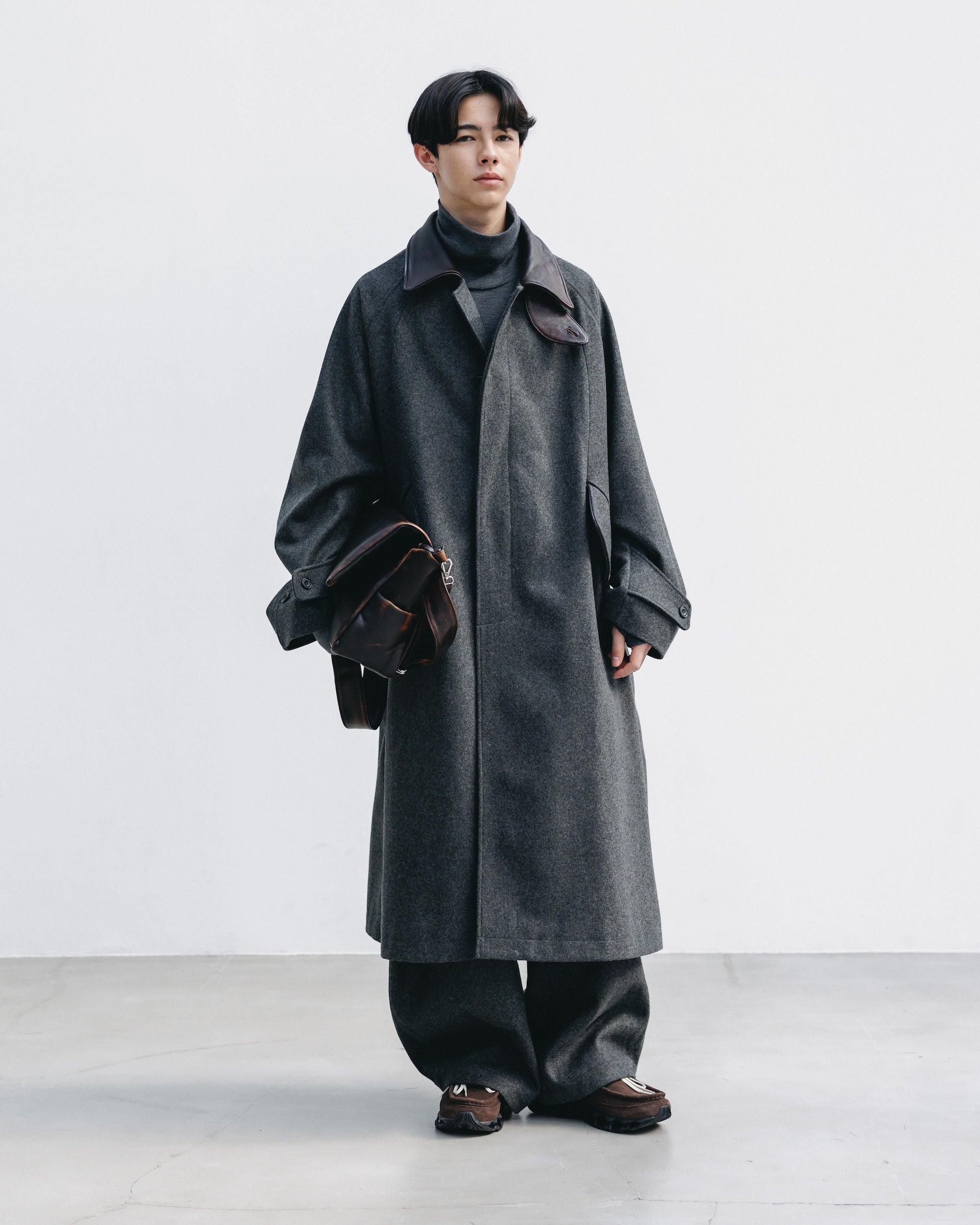 【12.10 WED 20:00- IN STOCK】LEATHER COLLAR WOOL MELTON BALMACAAN COAT (GRAY)