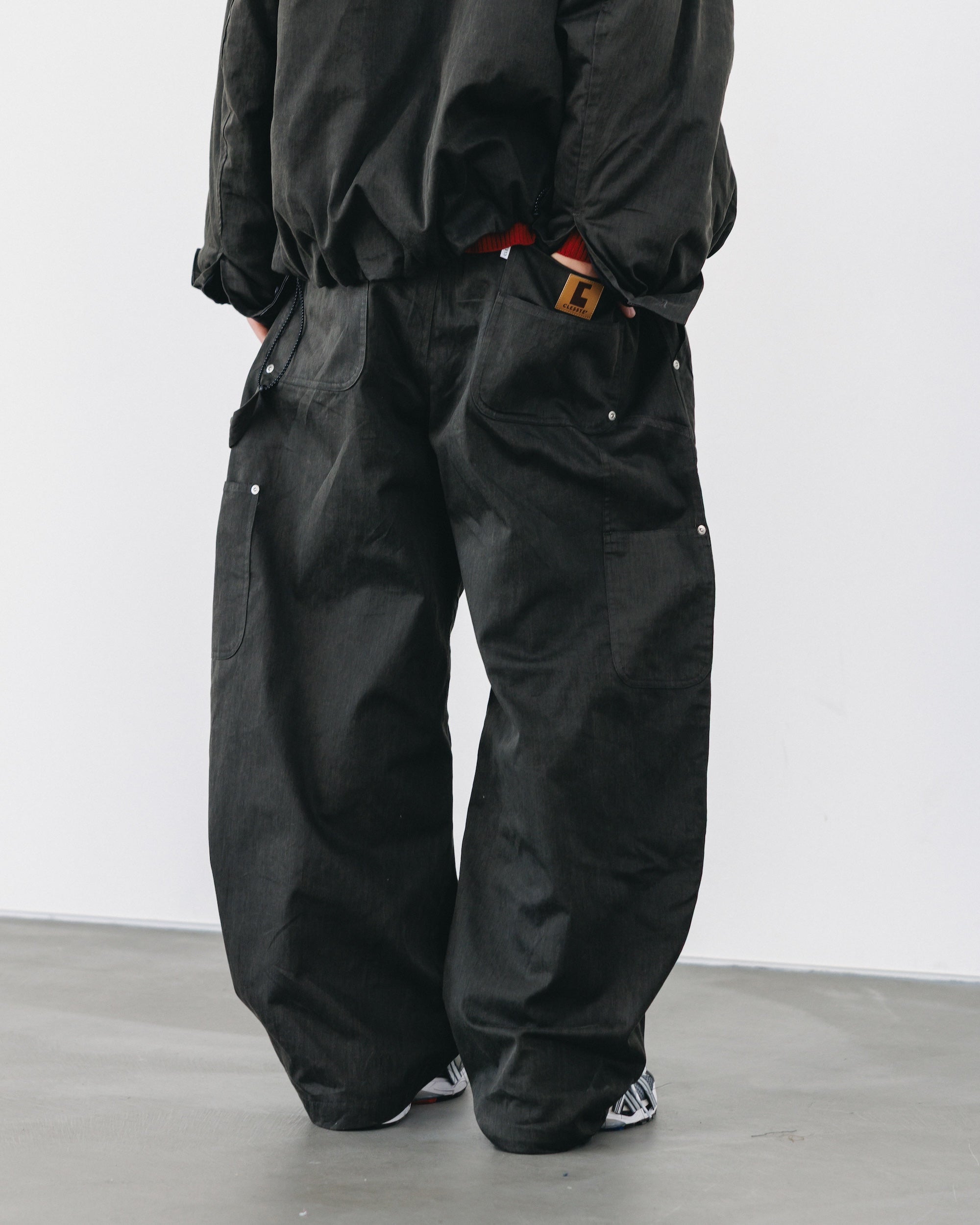 VINTAGE EFFECT DOUBLE KNEE CURVED WORKER PANTS (BLACK)