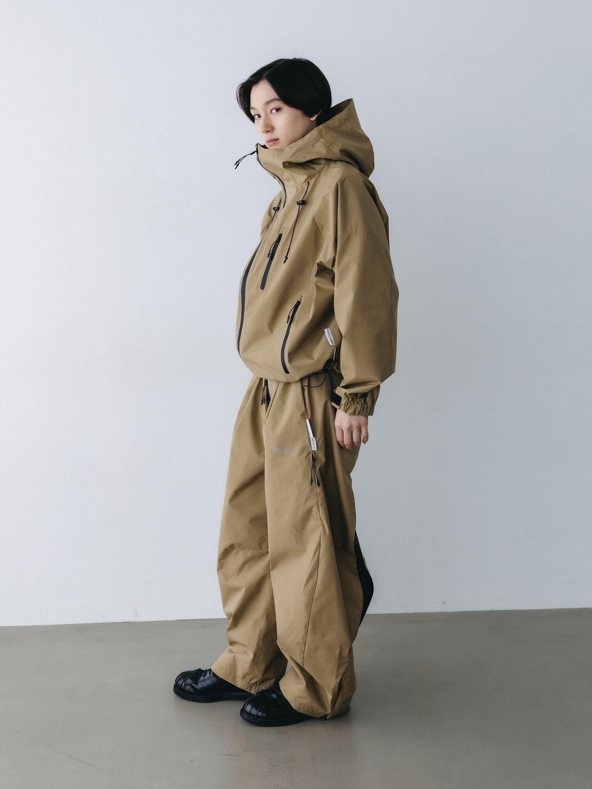 +phenix WINDSTOPPER® by GORE-TEX LABS CITY MOUNTAIN JACKET (CAMEL BEIGE)