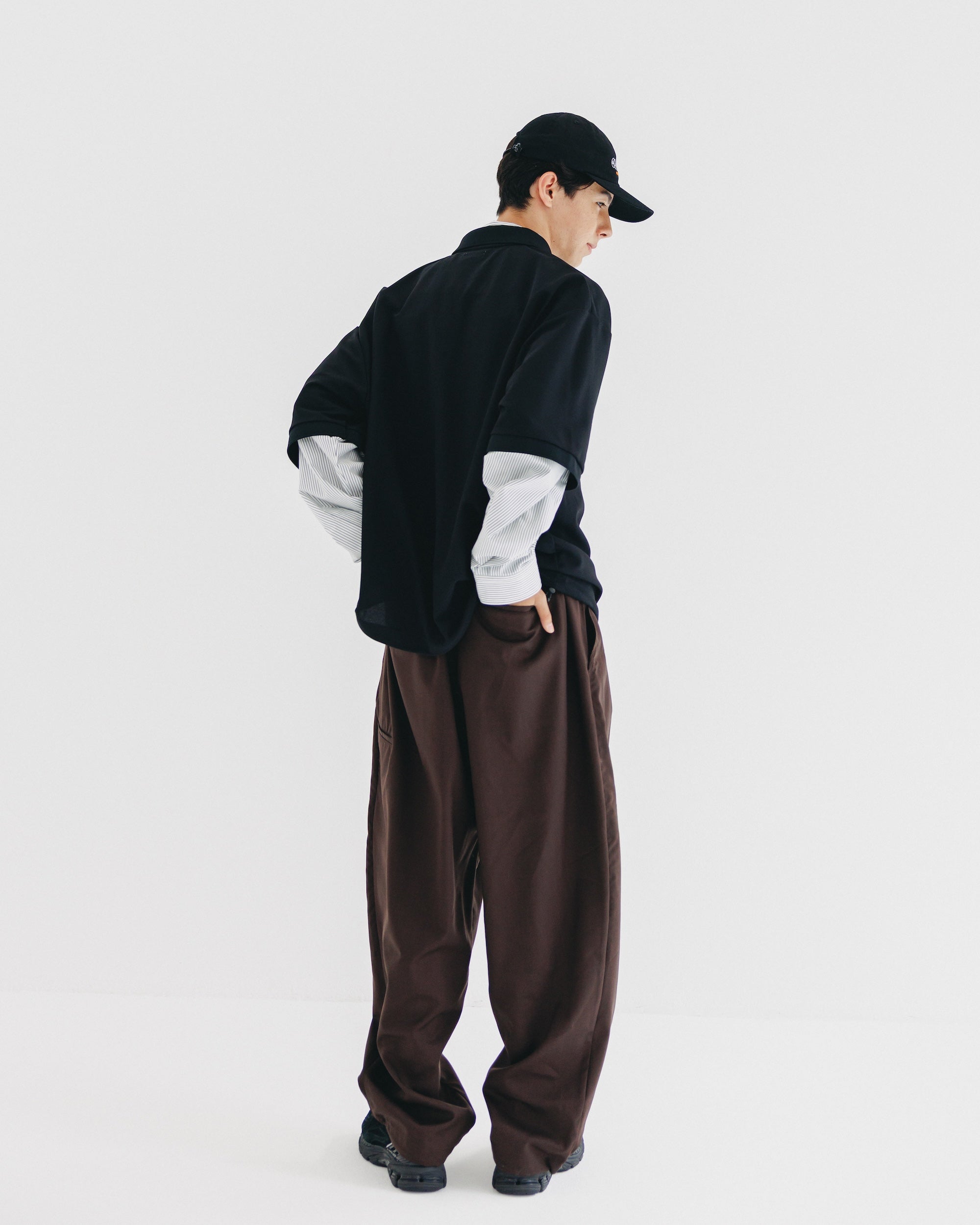 【9.6 SAT 20:00- IN STOCK】WOOL GABARDINE CITY UNIFORM WIDE TAPERED PANTS (BROWN)