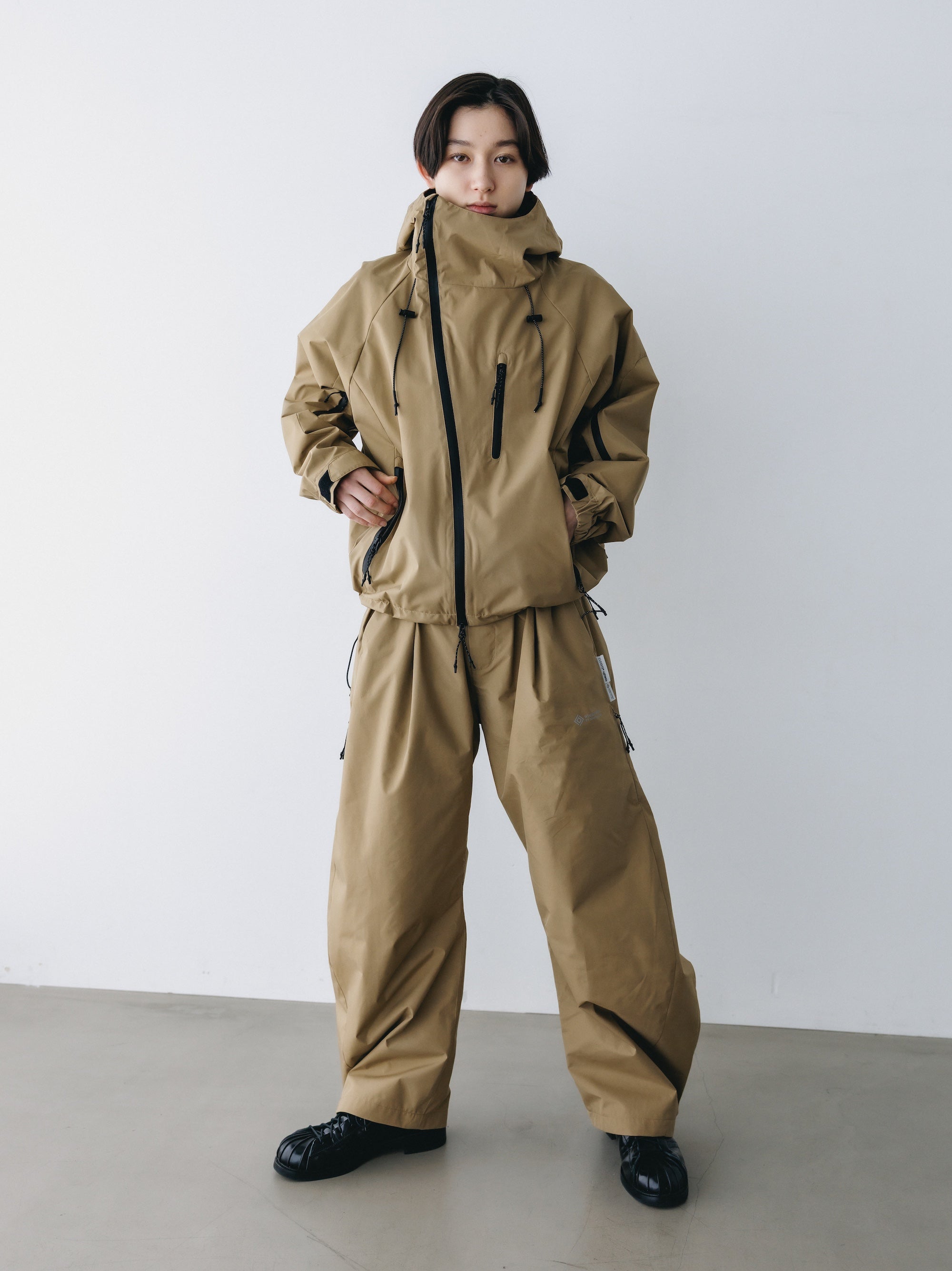 +phenix WINDSTOPPER® by GORE-TEX LABS CITY MOUNTAIN JACKET (CAMEL BEIGE)