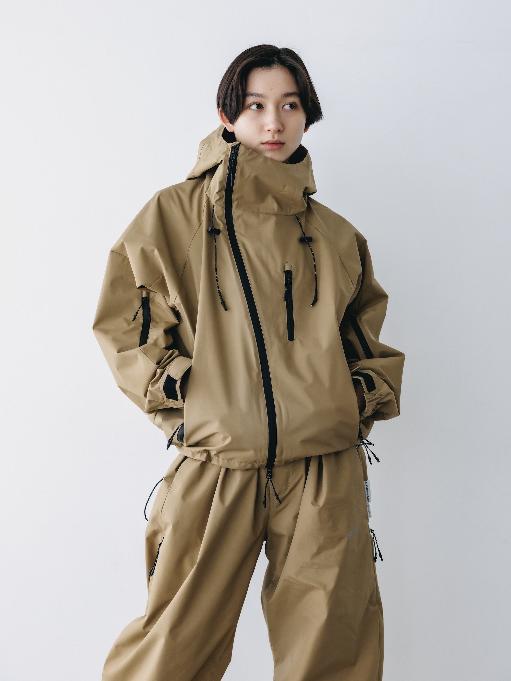 +phenix WINDSTOPPER® by GORE-TEX LABS CITY MOUNTAIN JACKET (CAMEL BEIGE)