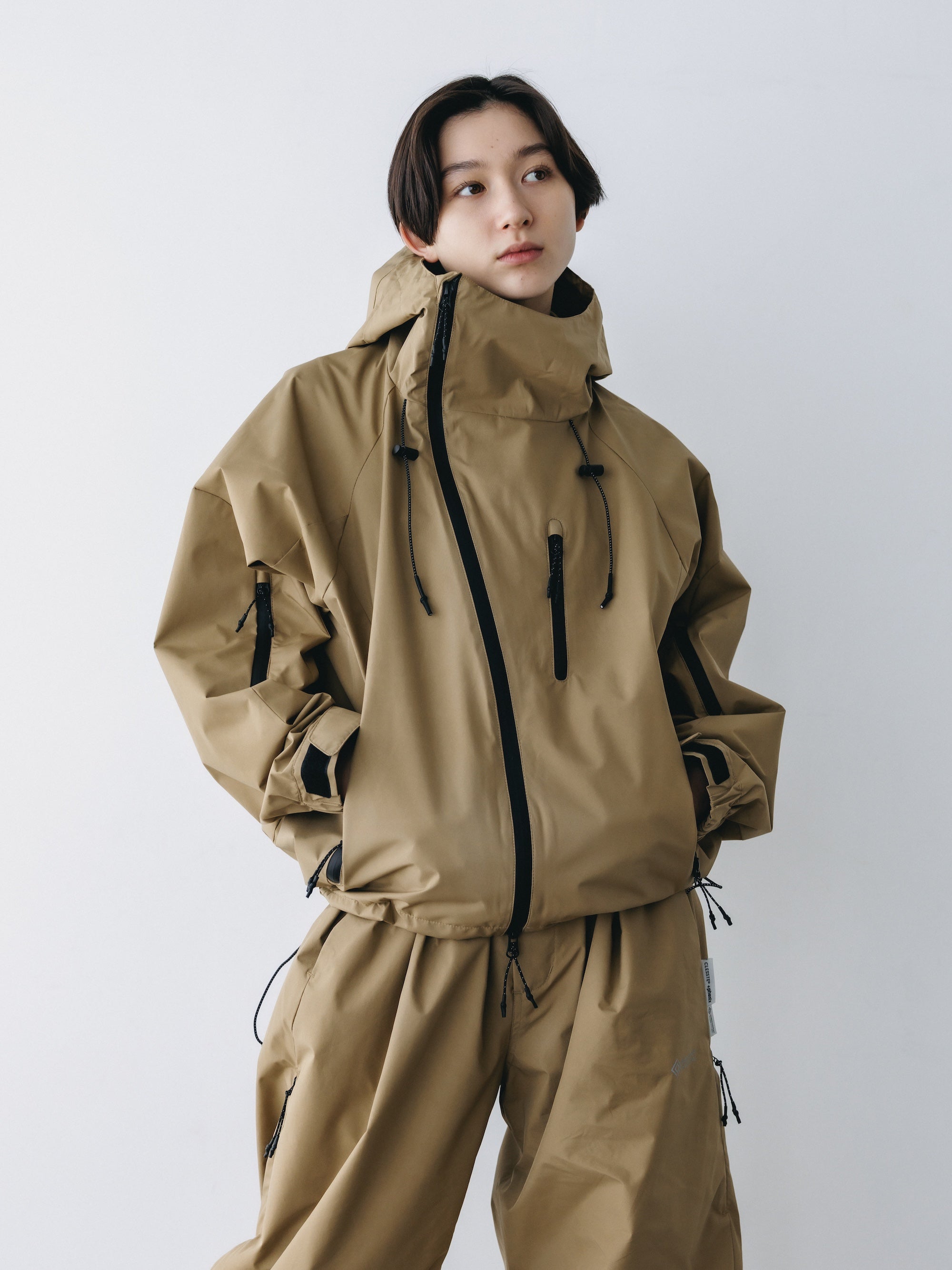 +phenix WINDSTOPPER® by GORE-TEX LABS CITY MOUNTAIN JACKET (CAMEL BEIGE)