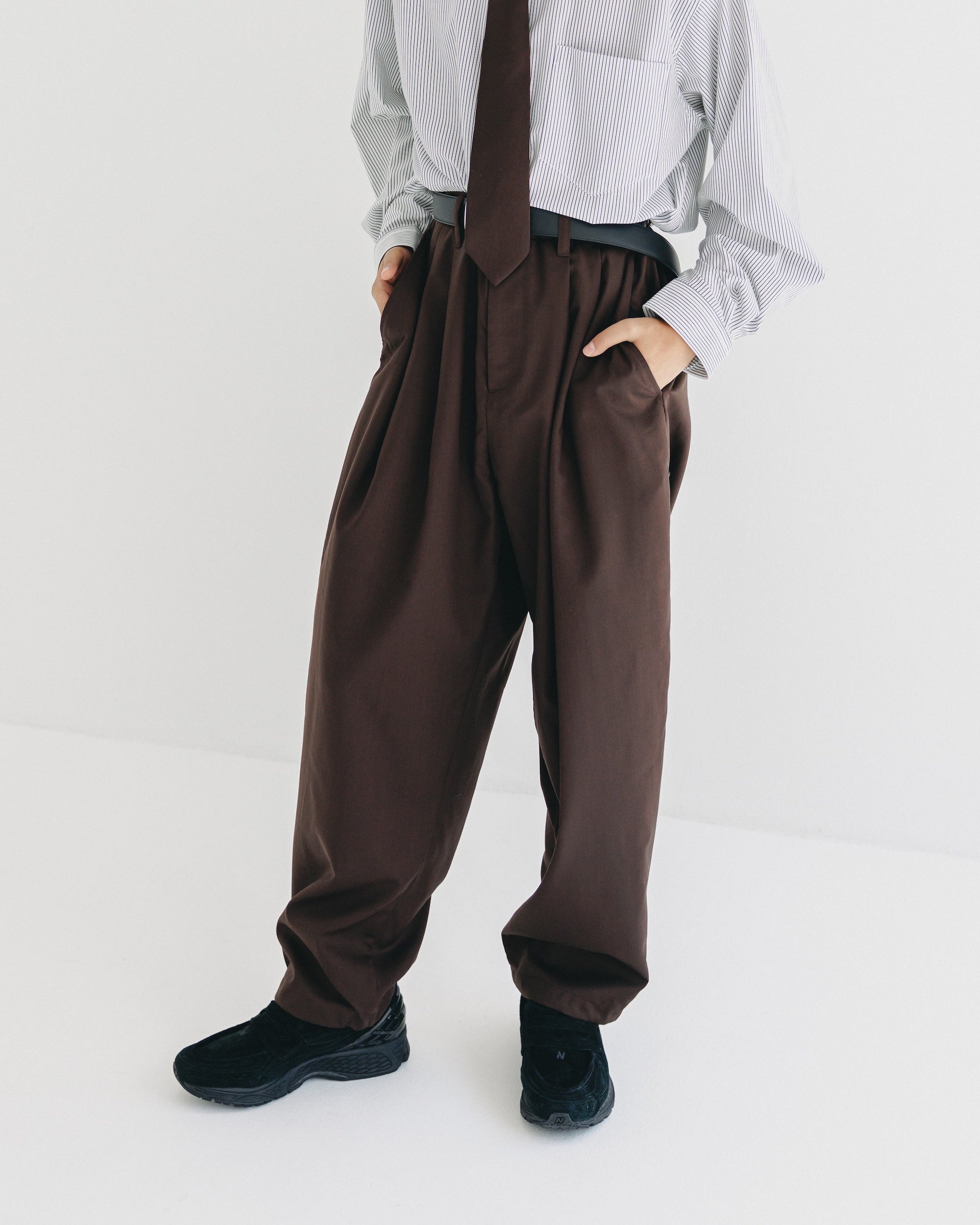 【9.6 SAT 20:00- IN STOCK】HOLELESS ESSENTIAL LEATHER BELT (BLACK)