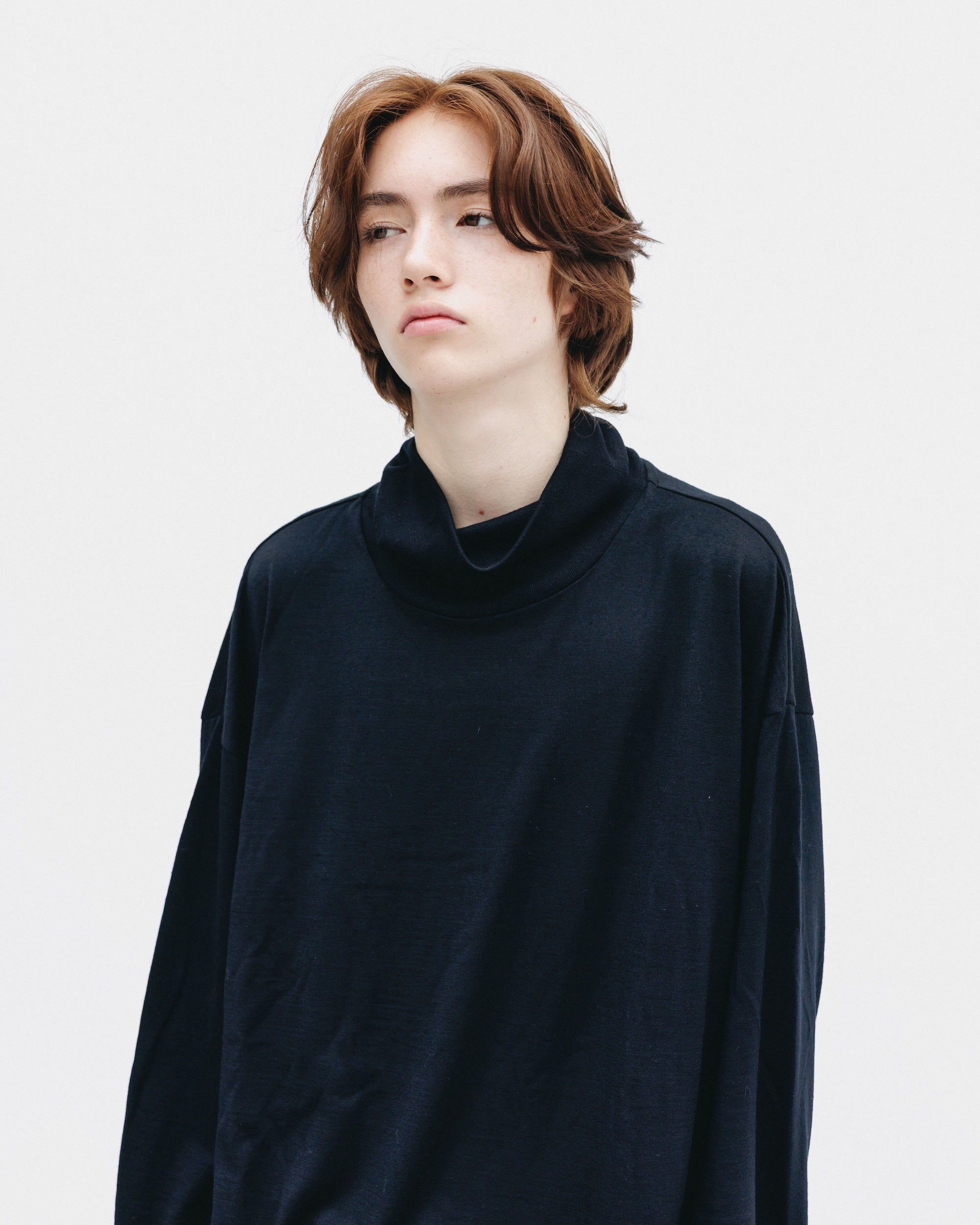 【11.12 WED 20:00- IN STOCK】WOOL L/S TURTLE NECK T-SHIRT (BLACK)