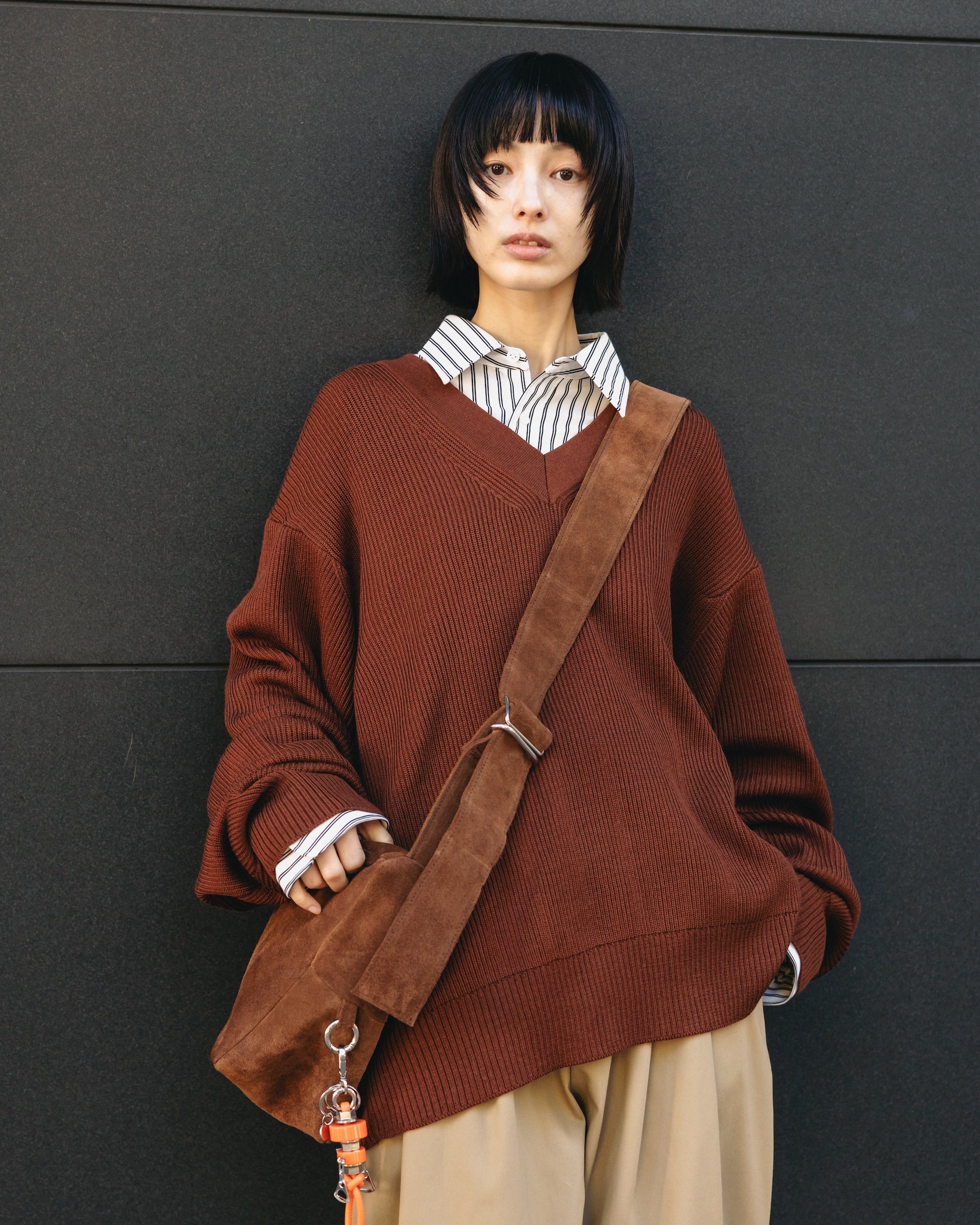 【1.7 WED 20:00- IN STOCK】SUEDE HOLIDAY BAG (BROWN)