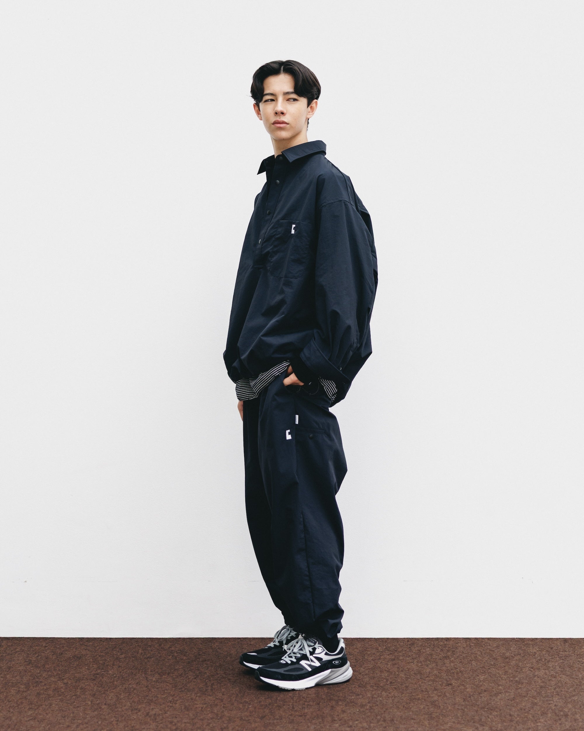 【10.15 WED 20:00- IN STOCK】WATER REPELLENT NYLON CITY UNIFORM L/S PULLOVER SHIRT FOR YGM (BLACK×WHITE)