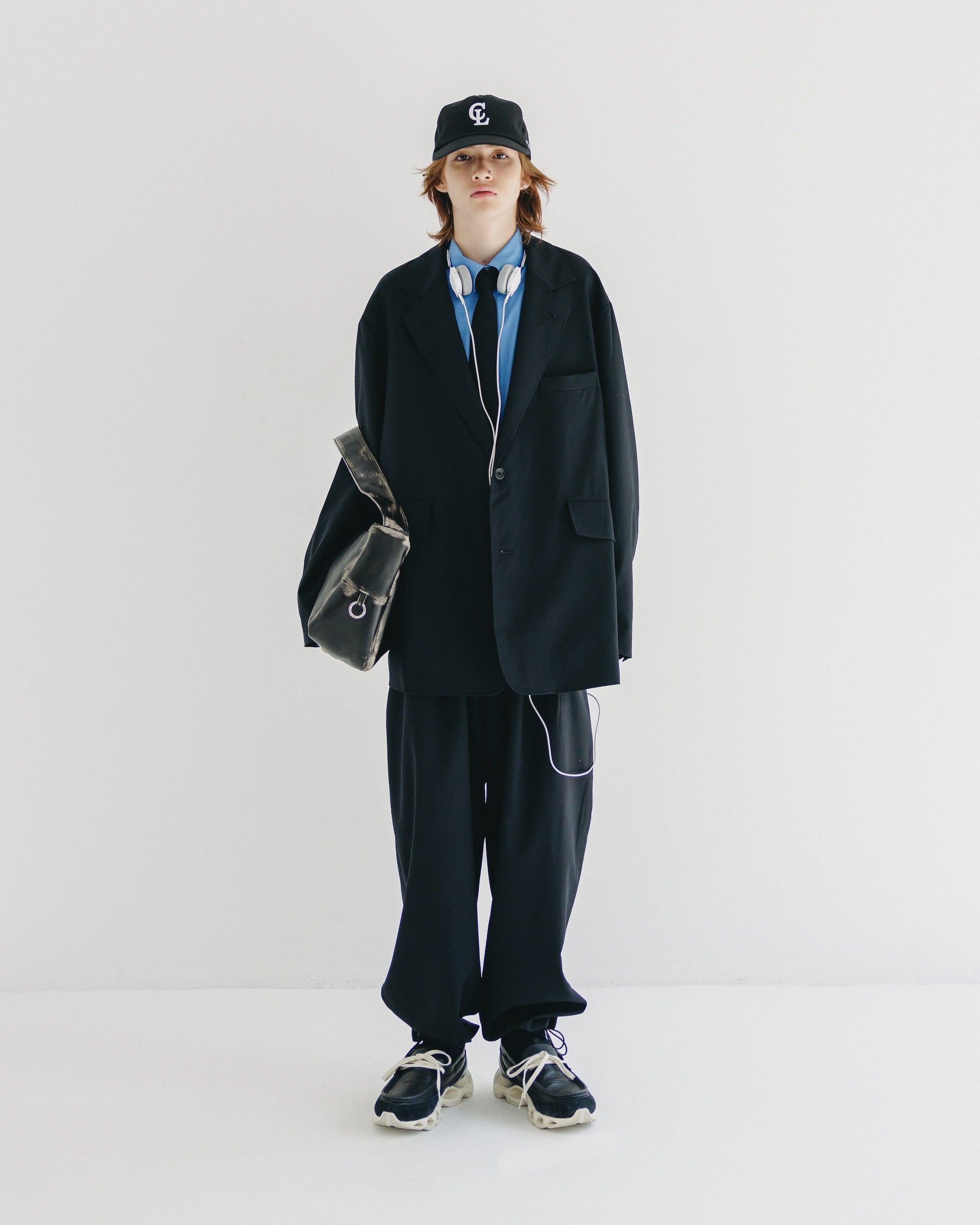 【9.6 SAT 20:00- IN STOCK】WOOL GABARDINE CITY UNIFORM TAILORED JACKET (BLACK)