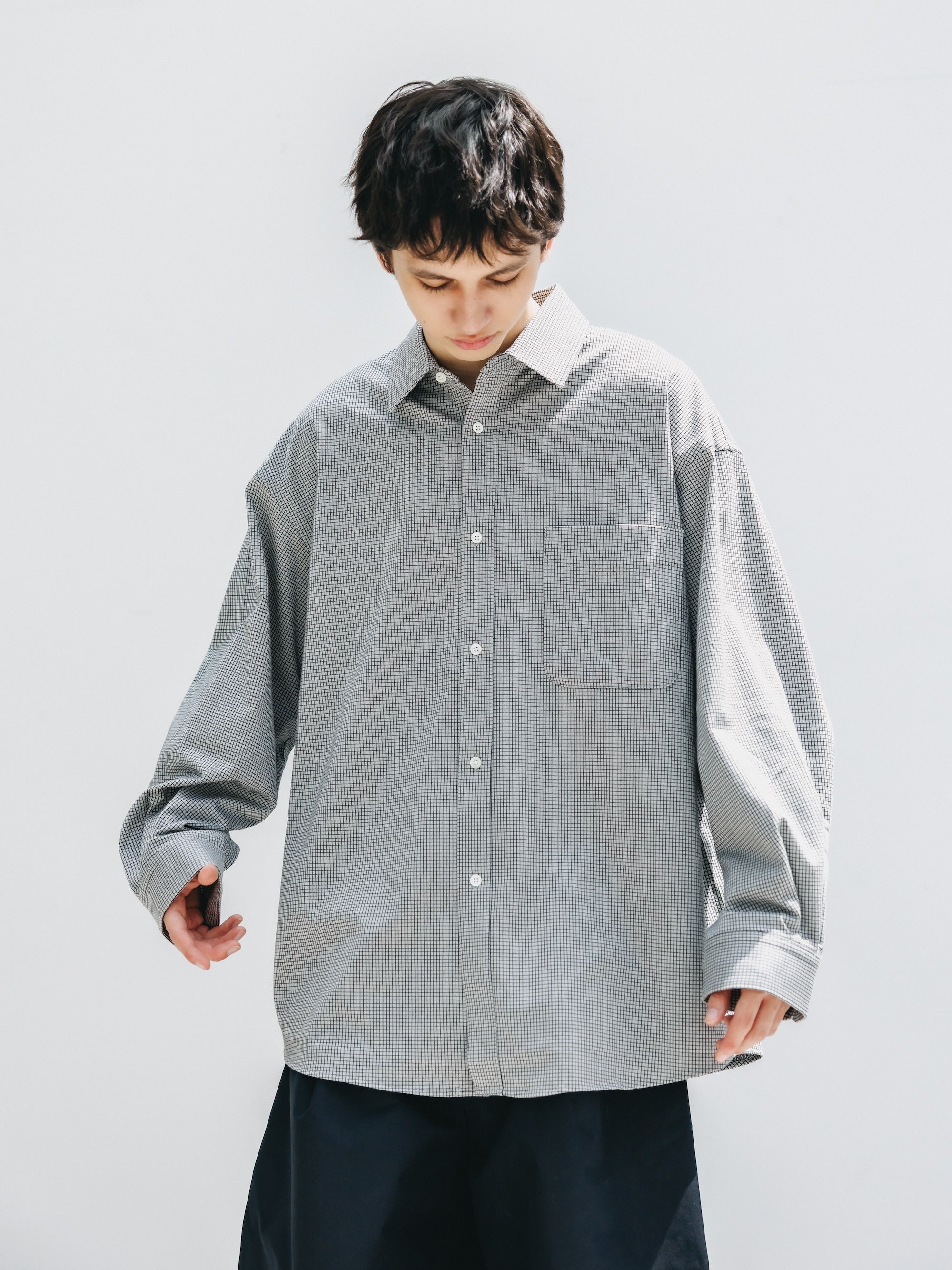 MINI GRID CHECK 36G KNIT EVERYDAY L/S SHIRT (WHITE×BLACK)