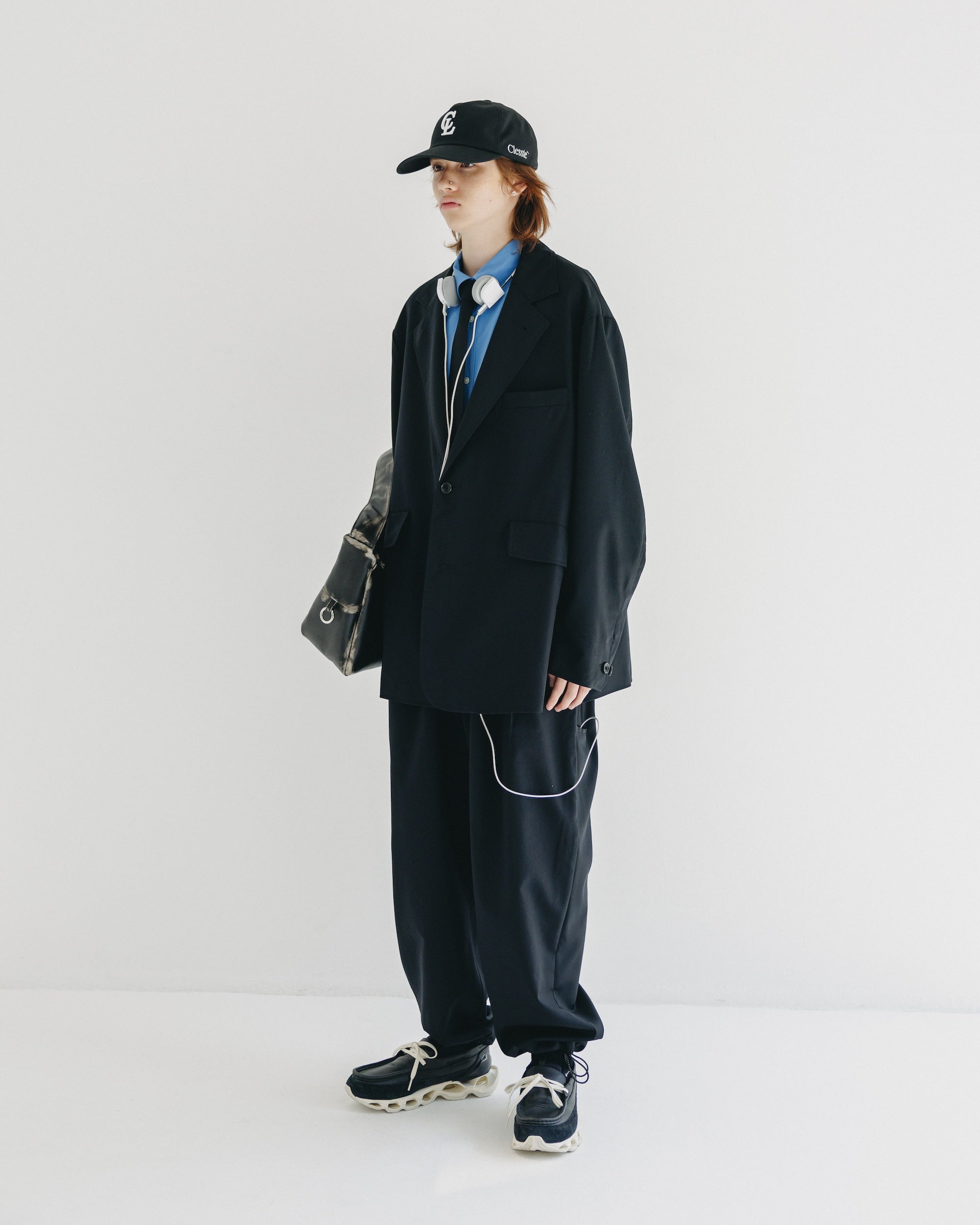【9.6 SAT 20:00- IN STOCK】WOOL GABARDINE CITY UNIFORM TAILORED JACKET (BLACK)