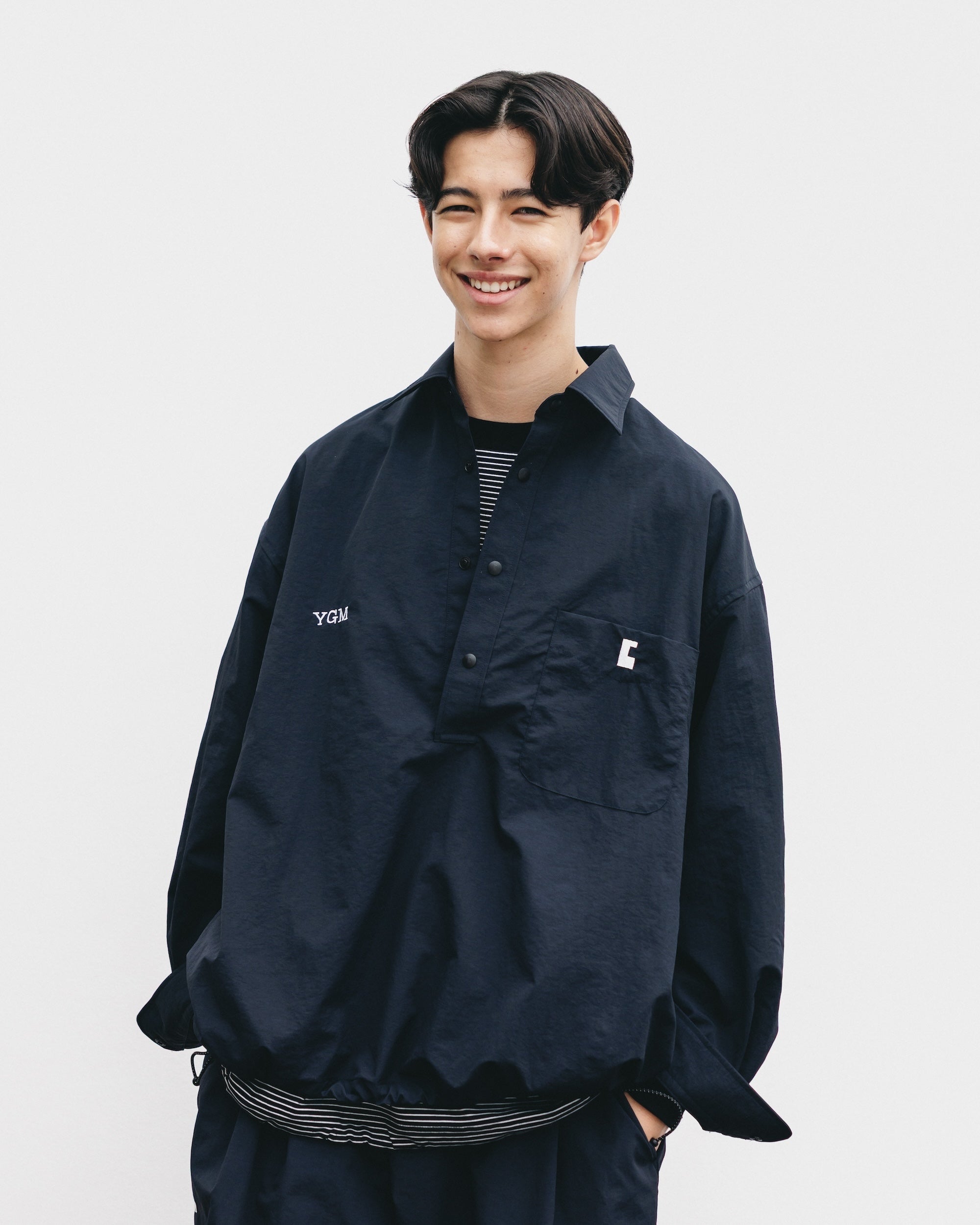 【10.15 WED 20:00- IN STOCK】WATER REPELLENT NYLON CITY UNIFORM L/S PULLOVER SHIRT FOR YGM (BLACK×WHITE)