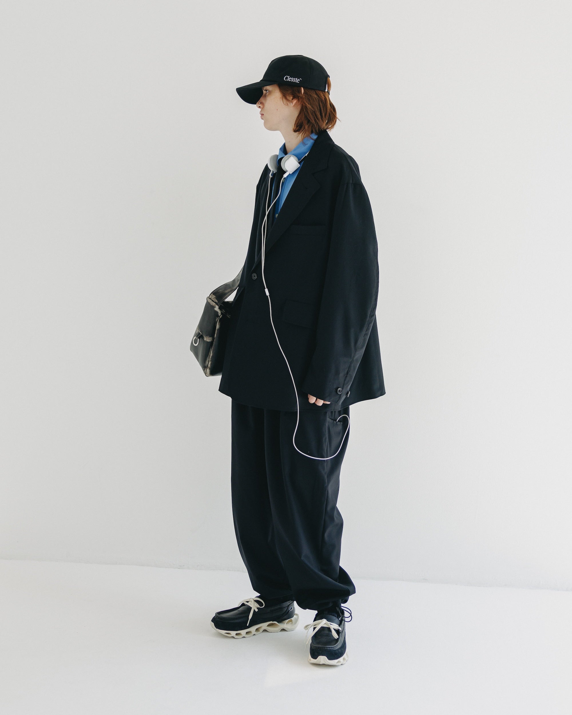 【9.6 SAT 20:00- IN STOCK】WOOL GABARDINE CITY UNIFORM TAILORED JACKET (BLACK)