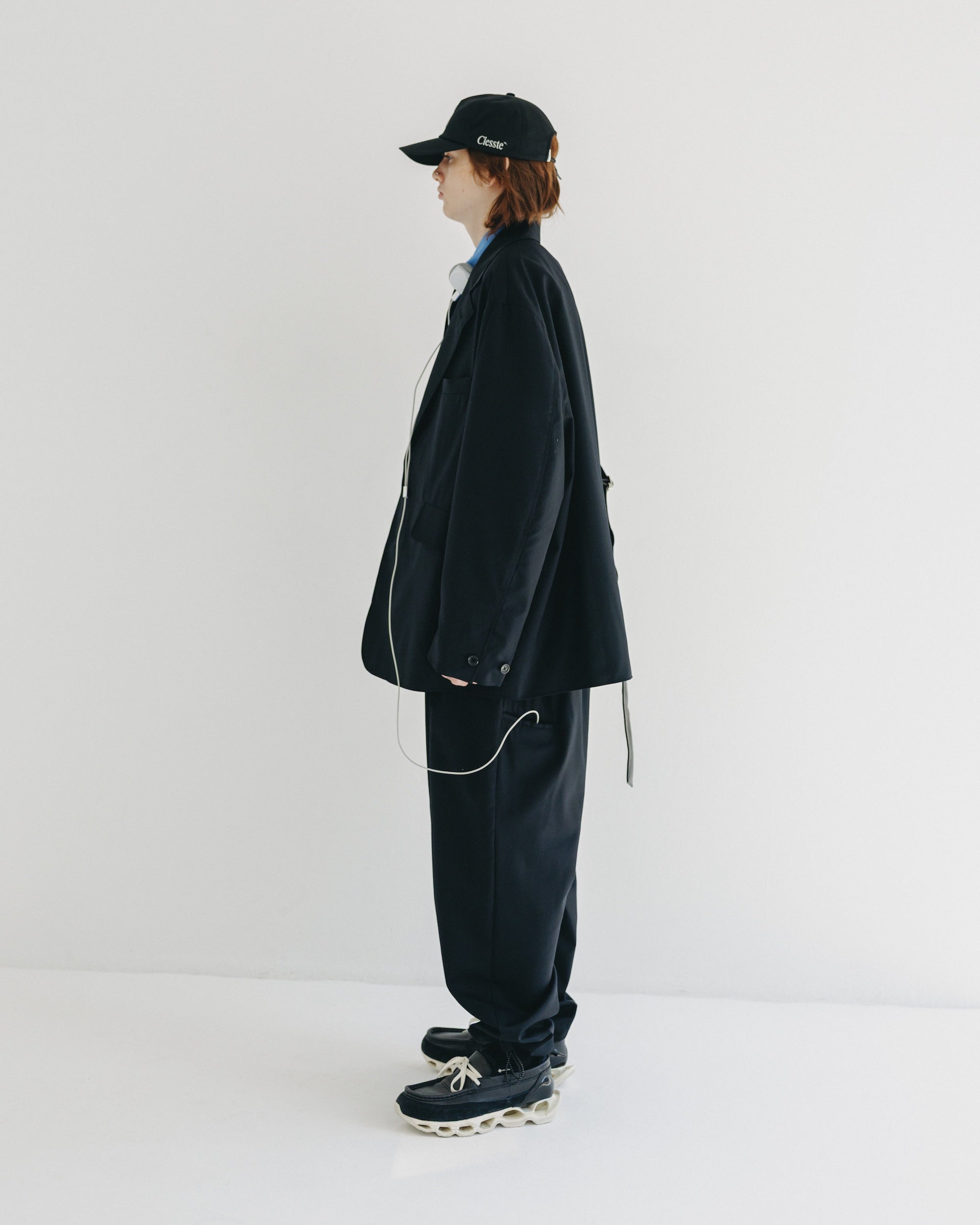 【9.6 SAT 20:00- IN STOCK】WOOL GABARDINE CITY UNIFORM TAILORED JACKET (BLACK)