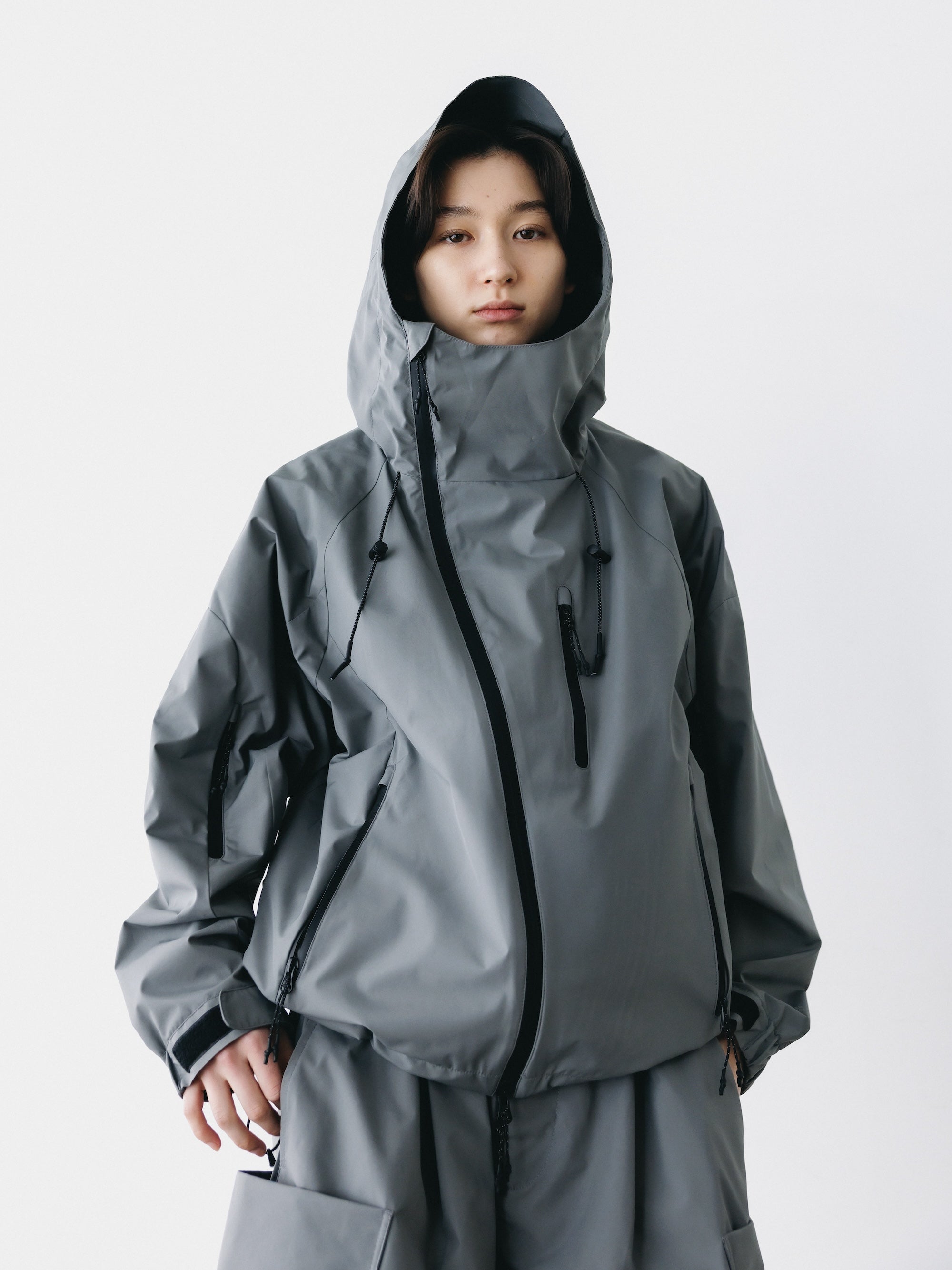 +phenix WINDSTOPPER® by GORE-TEX LABS CITY MOUNTAIN JACKET (CHARCOAL GRAY)