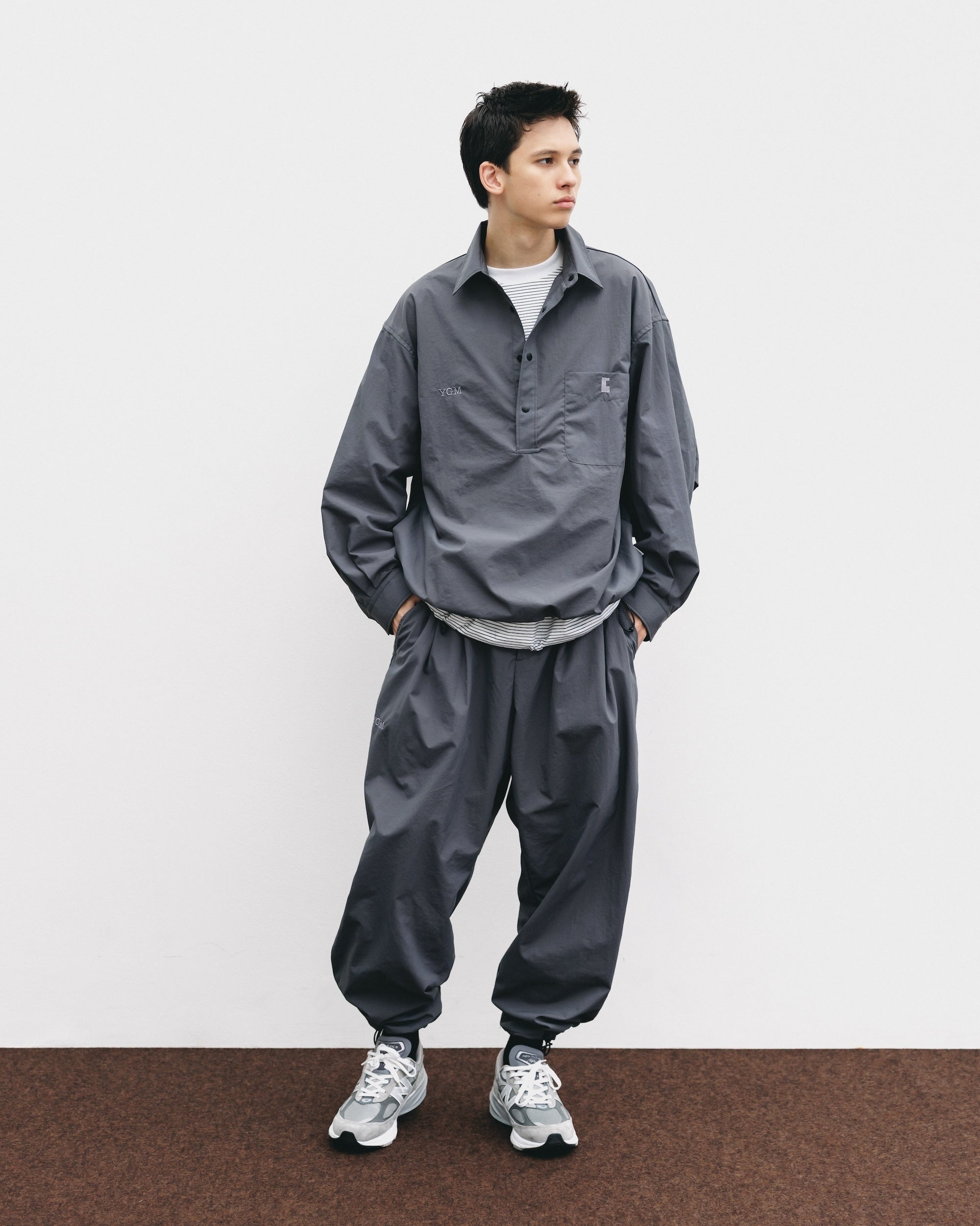【10.15 WED 20:00- IN STOCK】WATER REPELLENT NYLON CITY UNIFORM L/S PULLOVER SHIRT FOR YGM (GRAY×GRAY)