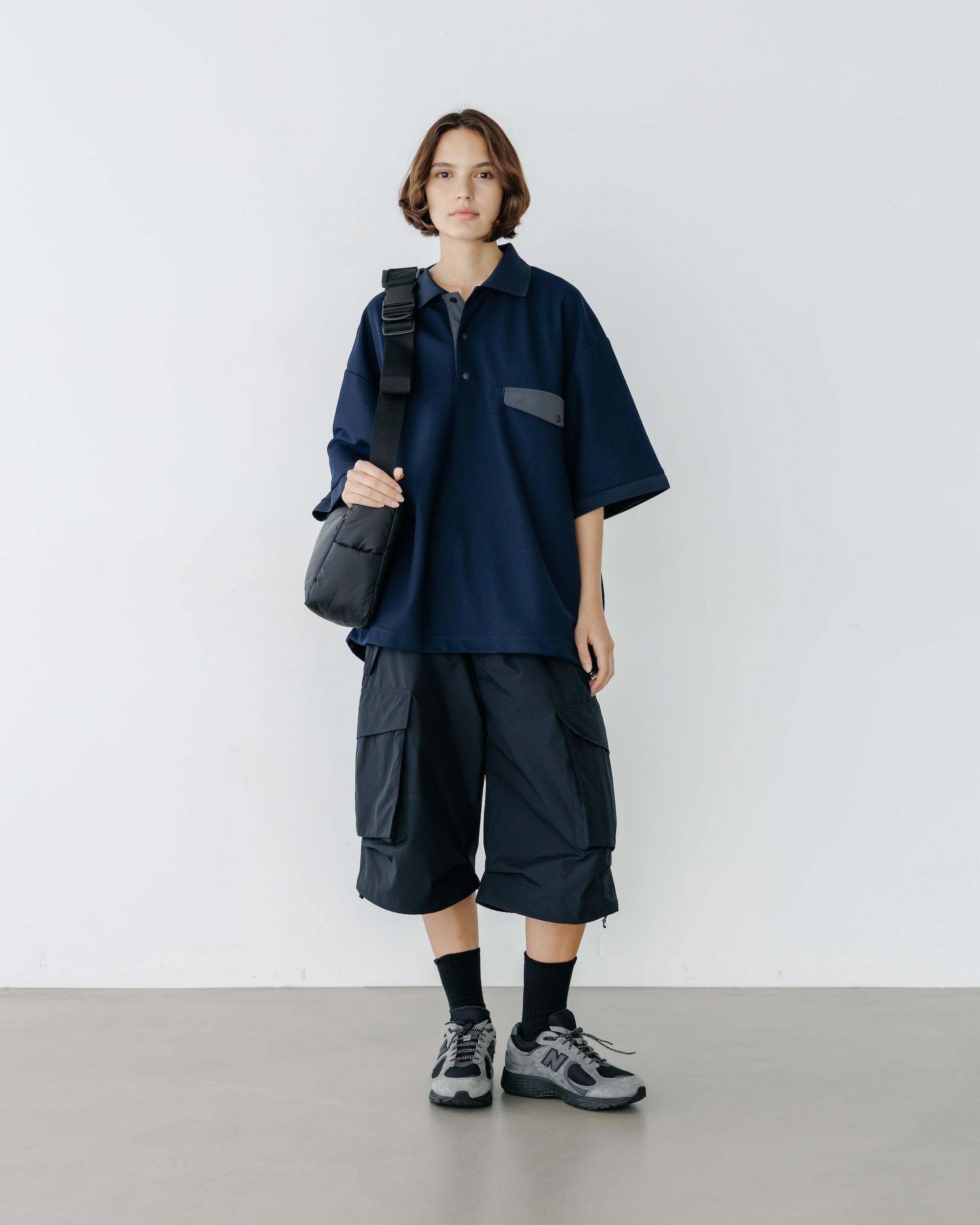 【8.20 WED 20:00- IN STOCK】ACTIVE CITY S/S SNAP POLO SHIRT (NAVY)