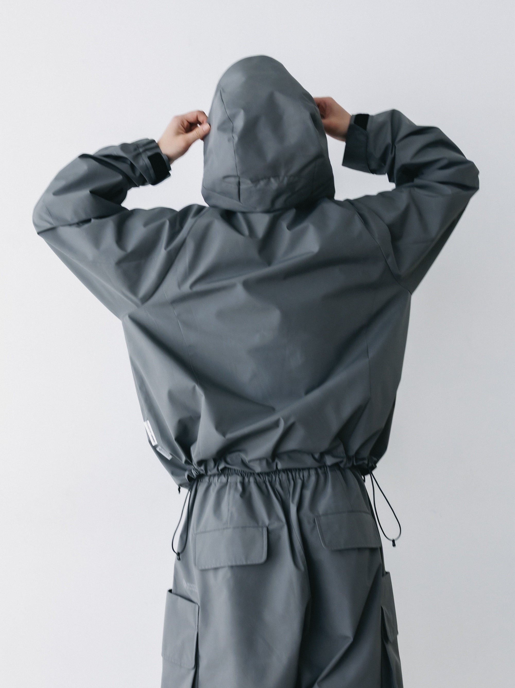 +phenix WINDSTOPPER® by GORE-TEX LABS CITY MOUNTAIN JACKET (CHARCOAL GRAY)