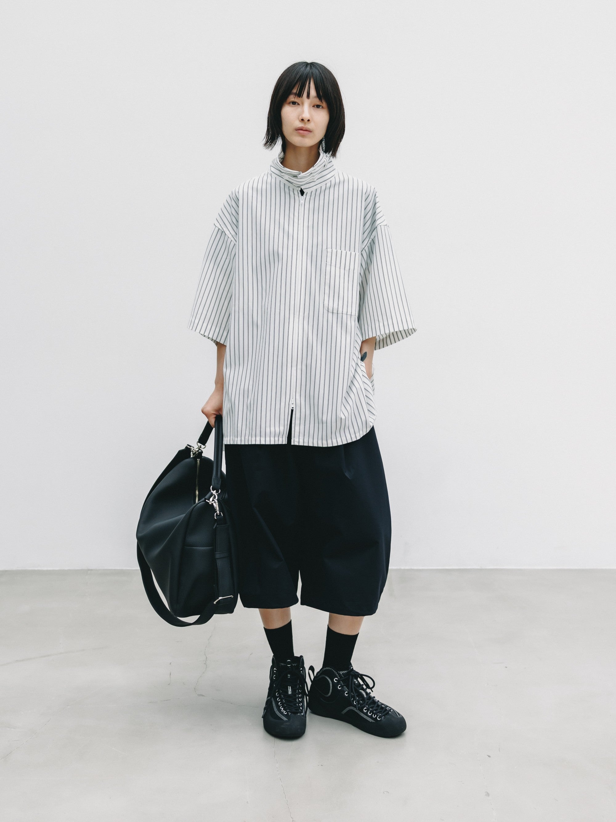 【8.15 SAT 20:00- IN STOCK】GRAIN LEATHER DAYOFF BAG LARGE