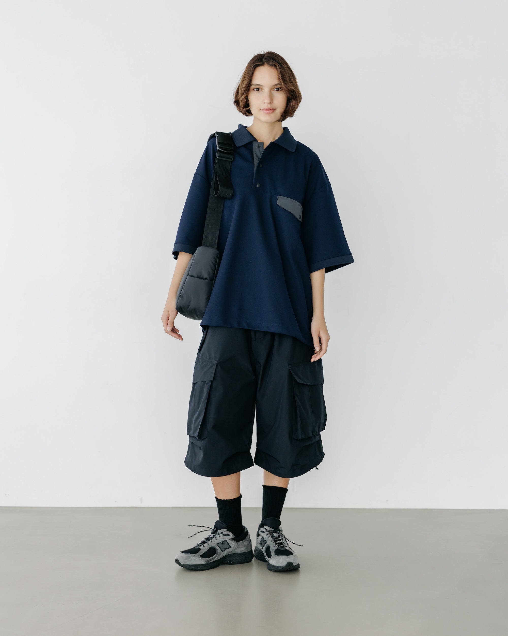 【8.20 WED 20:00- IN STOCK】ACTIVE CITY S/S SNAP POLO SHIRT (NAVY)
