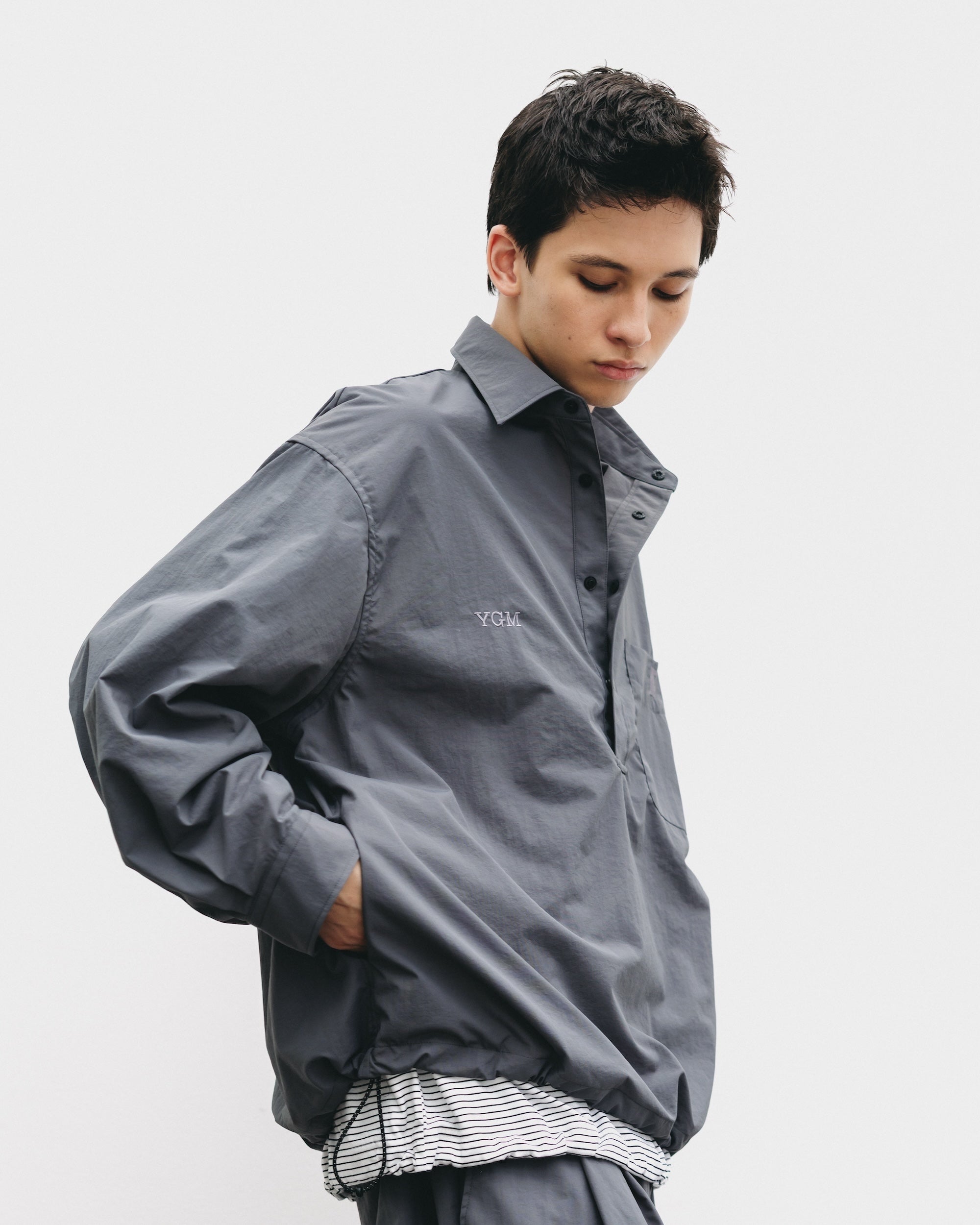 【10.15 WED 20:00- IN STOCK】WATER REPELLENT NYLON CITY UNIFORM L/S PULLOVER SHIRT FOR YGM (GRAY×GRAY)