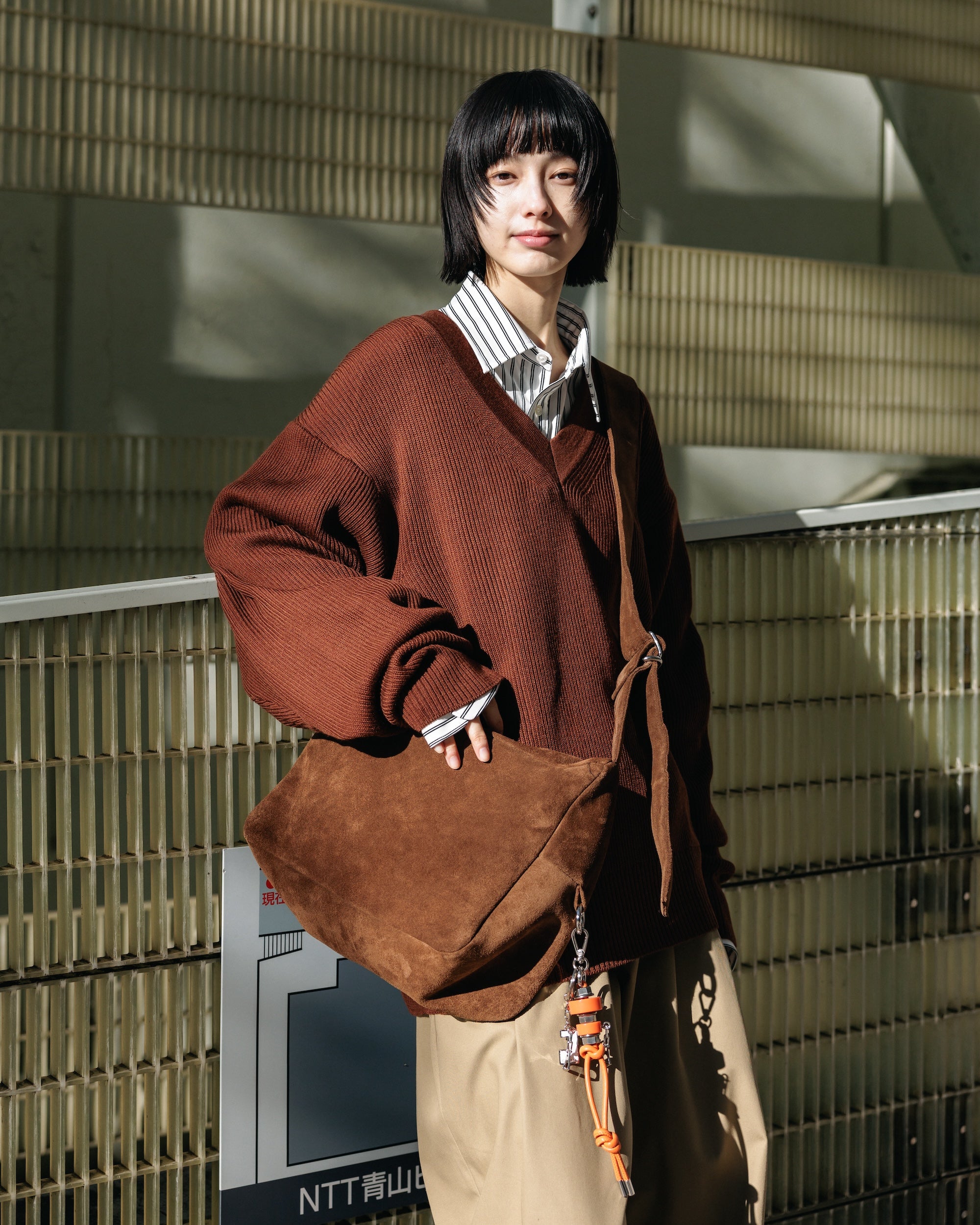 【1.7 WED 20:00- IN STOCK】SUEDE HOLIDAY BAG (BROWN)