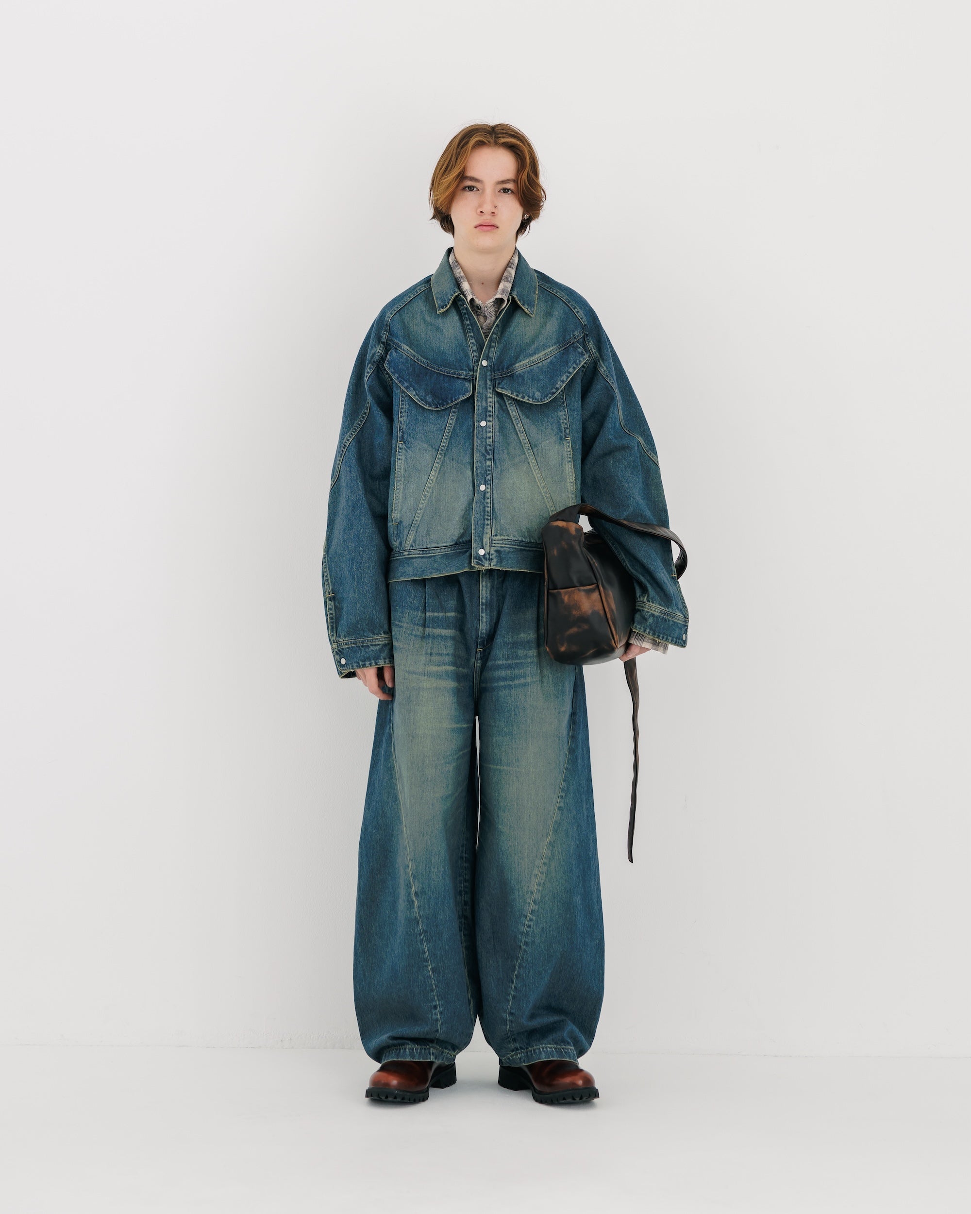 VINTAGE DYED SELVEDGE DENIM MASSIVE TWISTED PANTS (VINTAGE INDIGO)