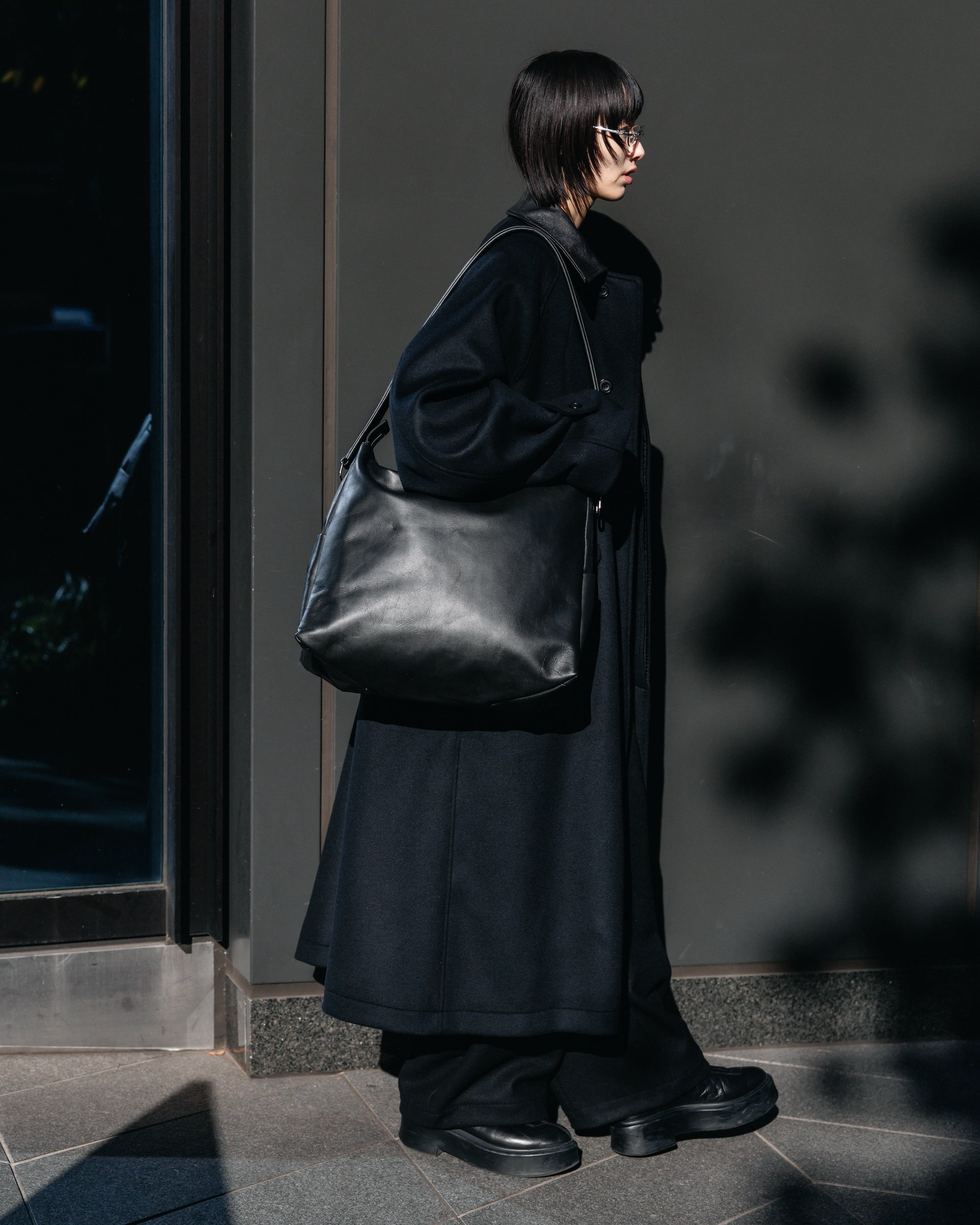LEATHER NOMAD BAG