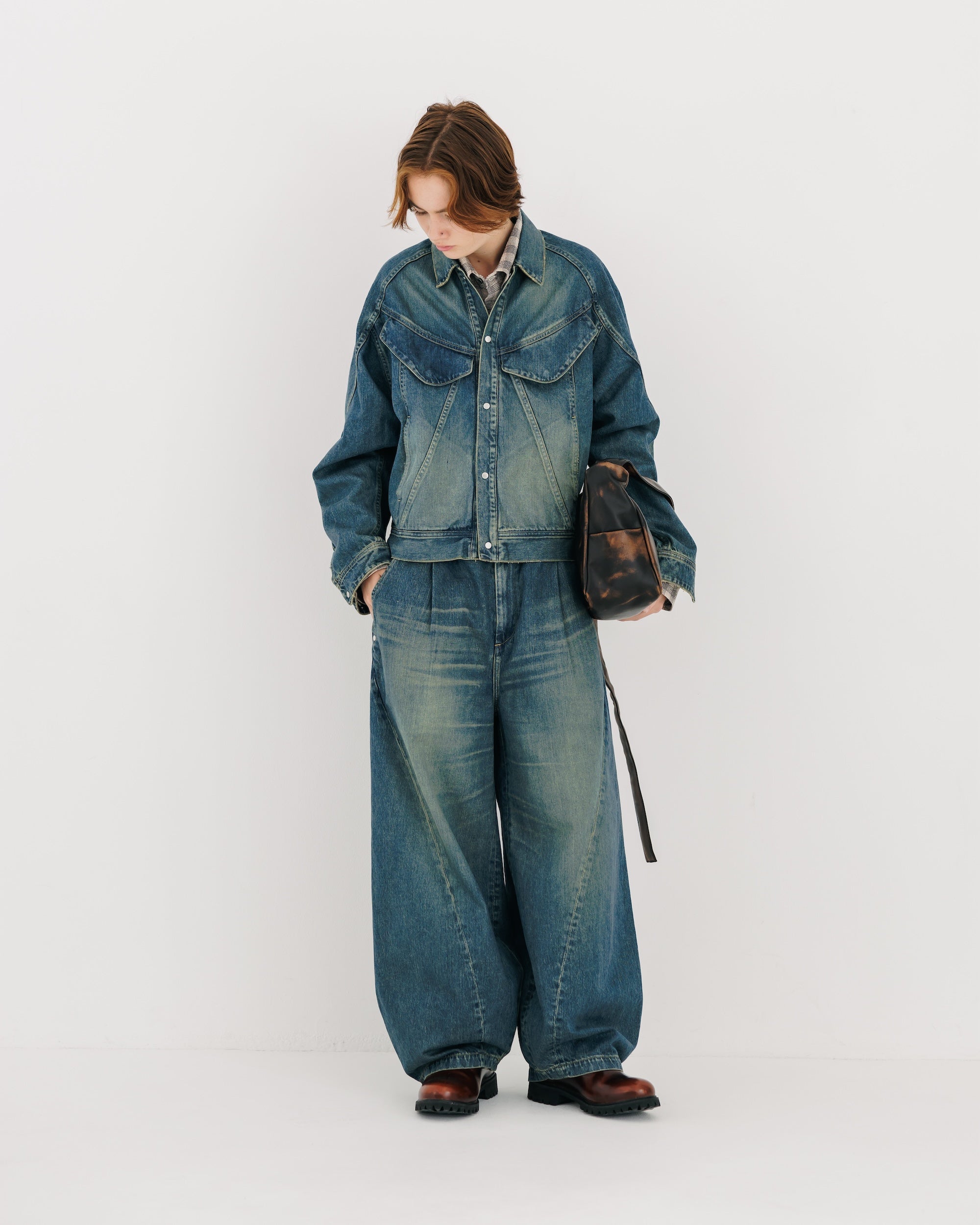 VINTAGE DYED SELVEDGE DENIM MASSIVE TWISTED PANTS (VINTAGE INDIGO)