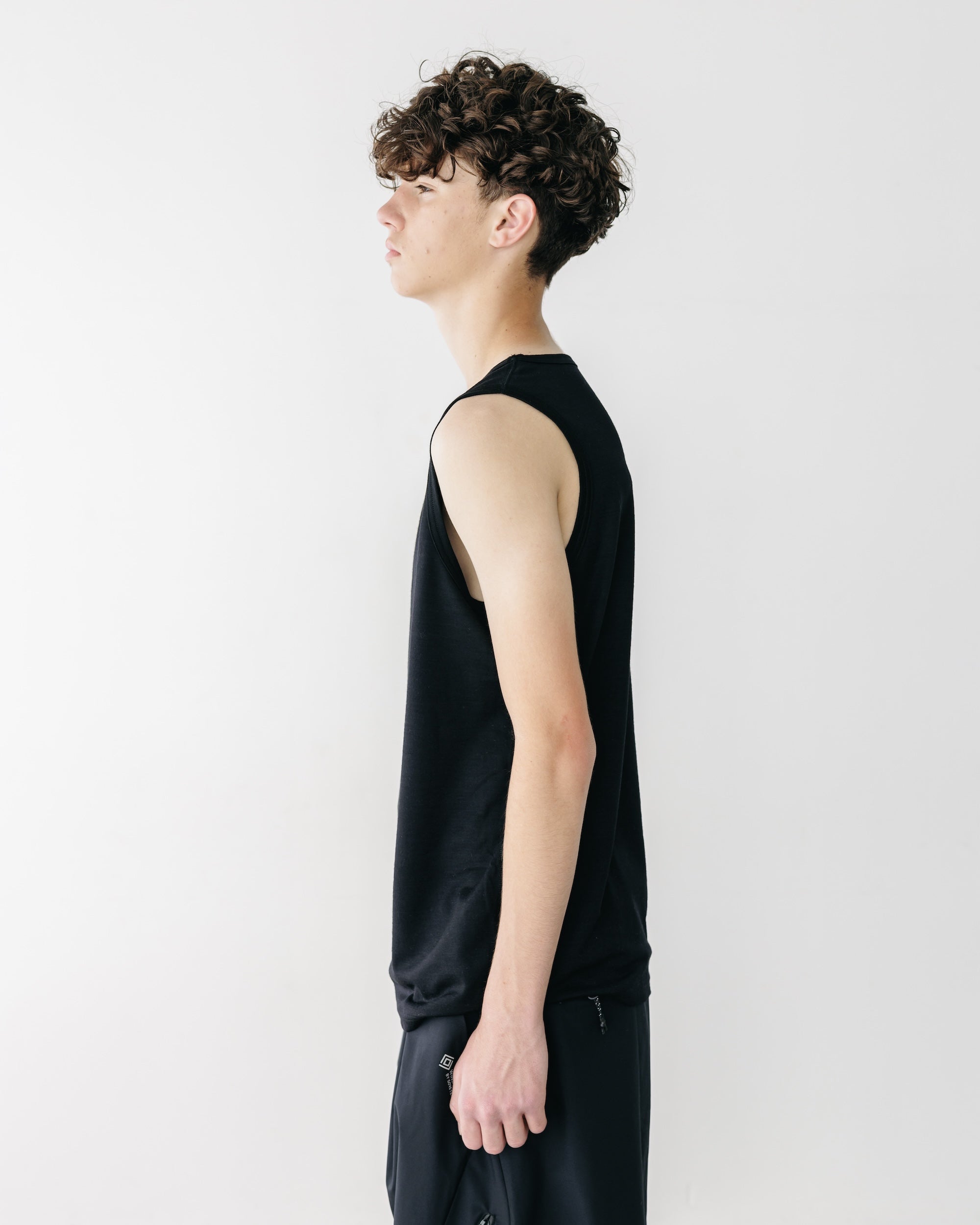 WASHABLE WOOL TANK TOP (BLACK)