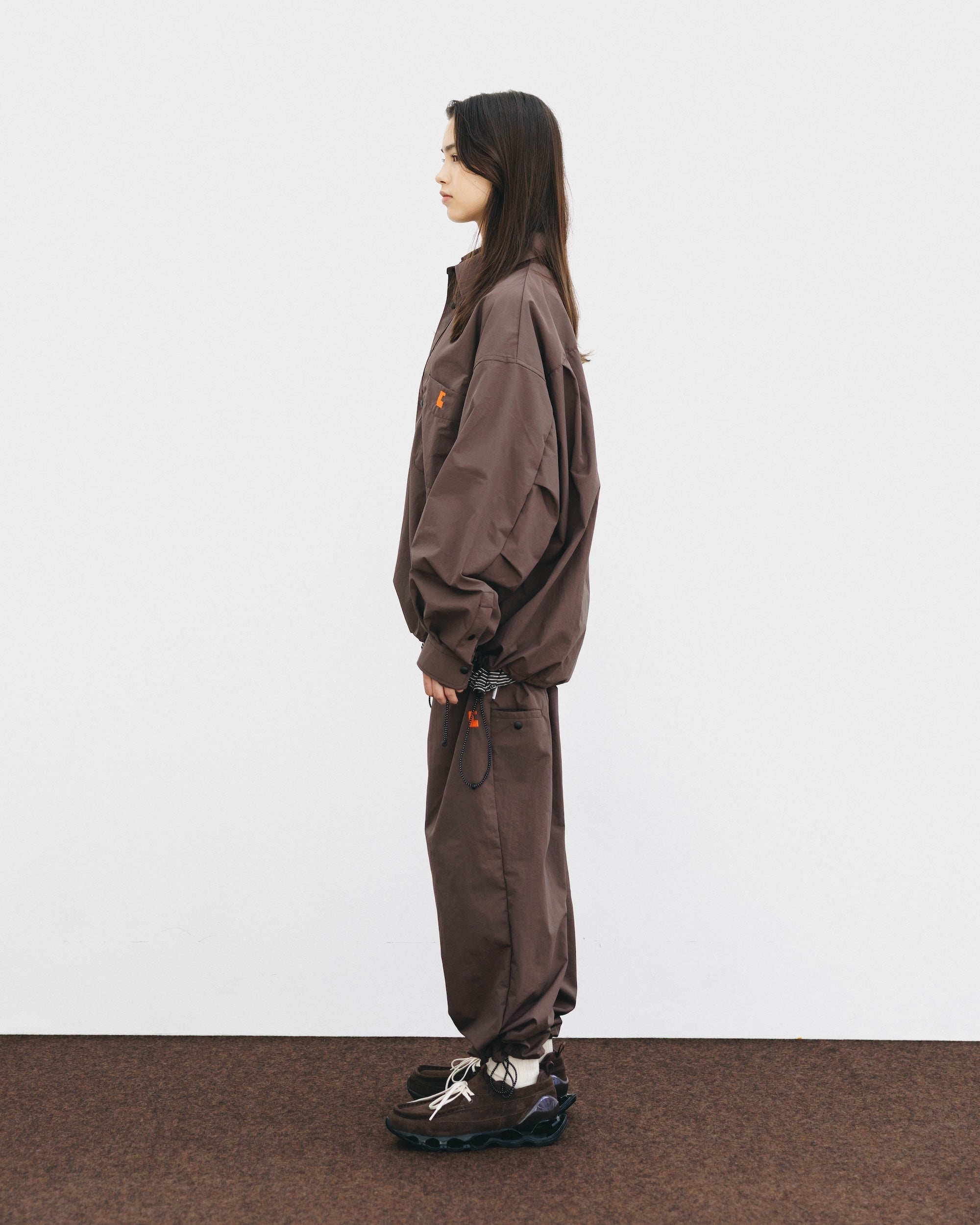【10.15 WED 20:00- IN STOCK】WATER REPELLENT NYLON CITY UNIFORM WIDE TAPERED PANTS FOR YGM (BROWN×ORANGE)