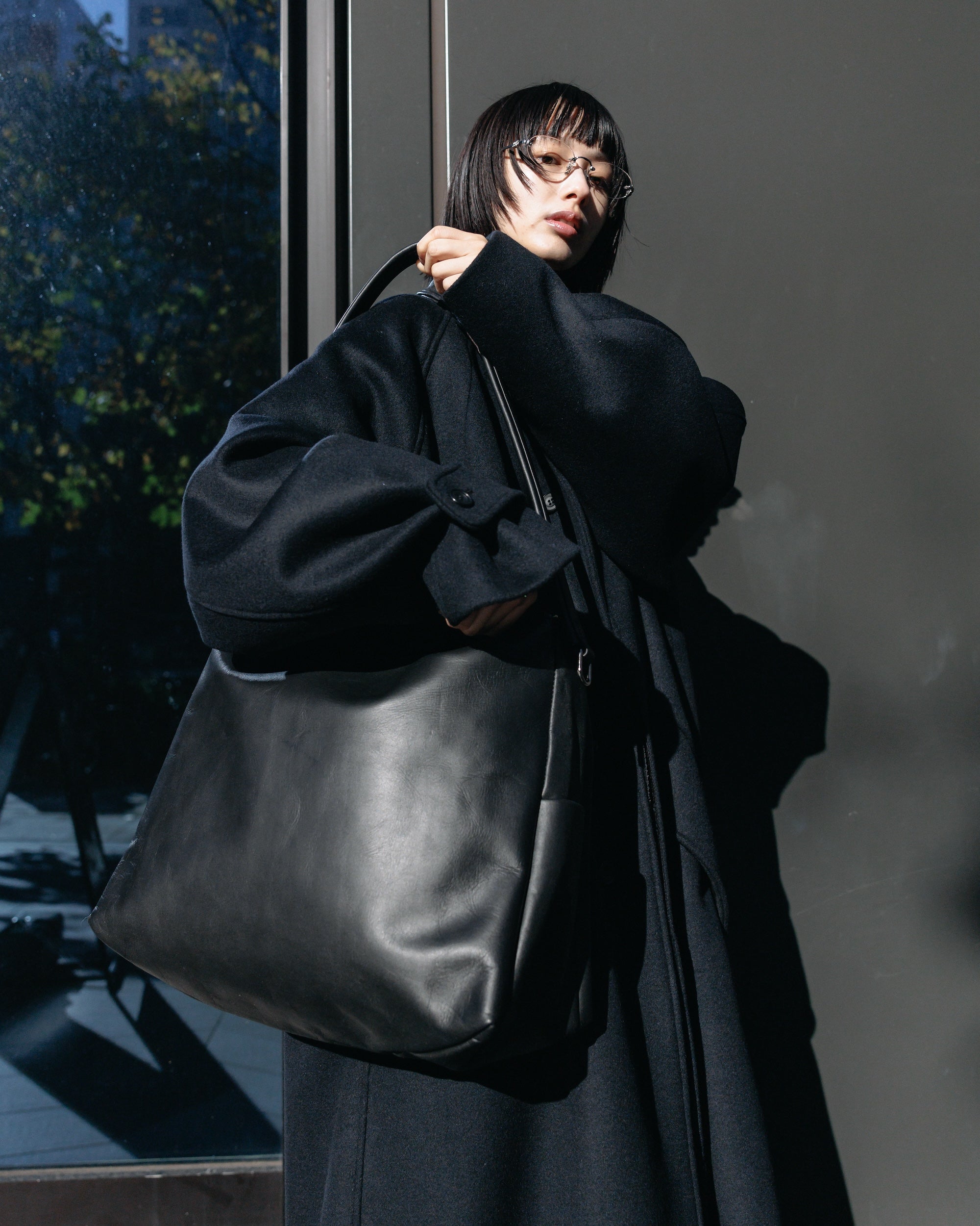 【12.17 WED 20:00- IN STOCK】LEATHER NOMAD BAG