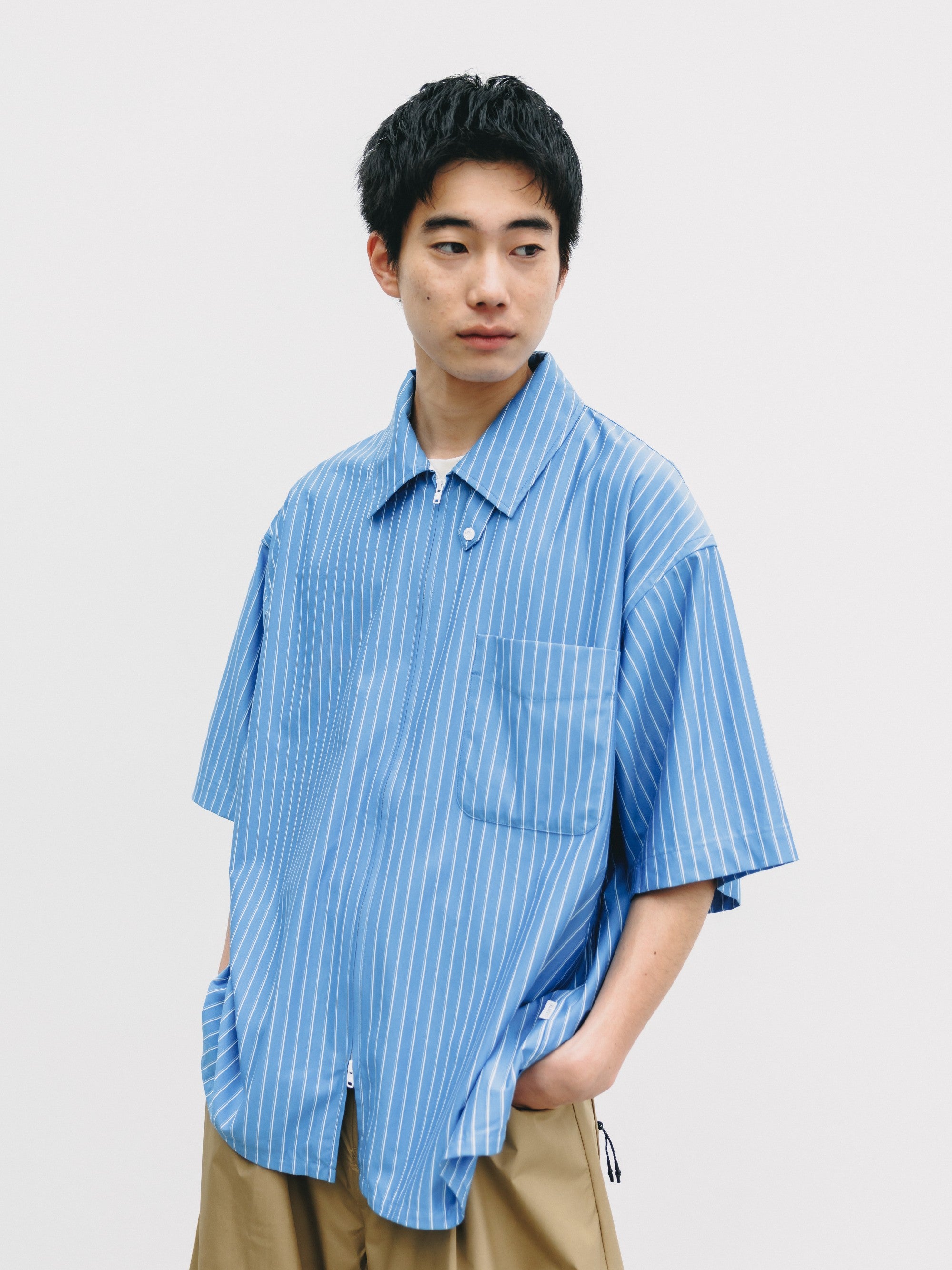 【6.27 SAT 20:00- IN STOCK】THICK/THIN STRIPE 46G KNIT EVERYDAY ZIP UP S/S SHIRT (SAX BLUE STRIPE)