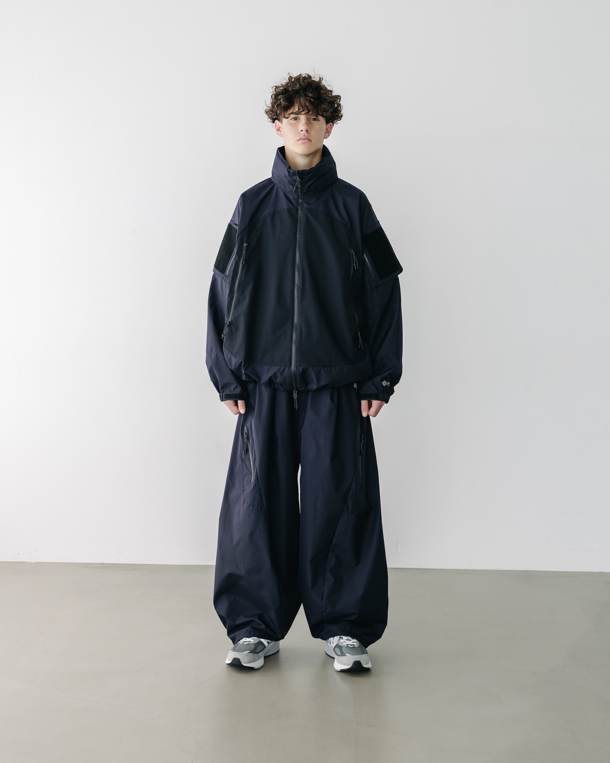 【9.17 WED 20:00- IN STOCK】+phenix WINDSTOPPER® by GORE-TEX LABS CITY MILITARY JACKET (NAVY×BLACK)