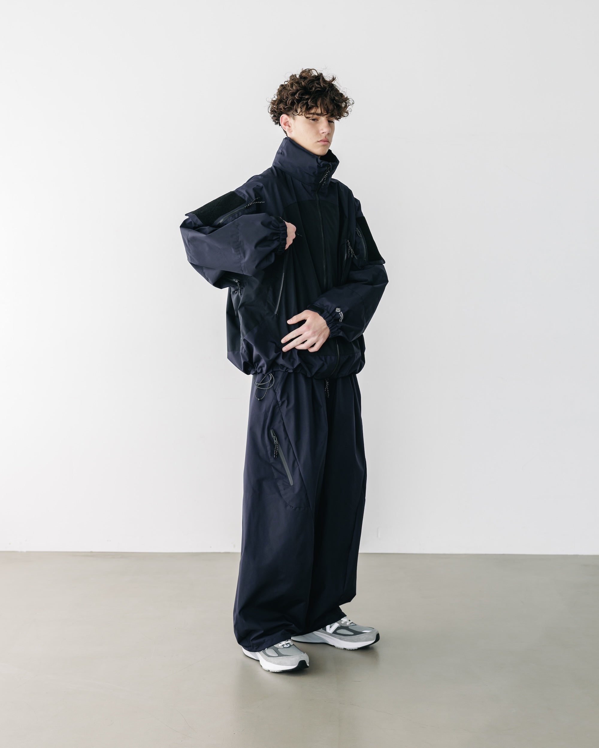 【9.17 WED 20:00- IN STOCK】+phenix WINDSTOPPER® by GORE-TEX LABS CITY MILITARY JACKET (NAVY×BLACK)