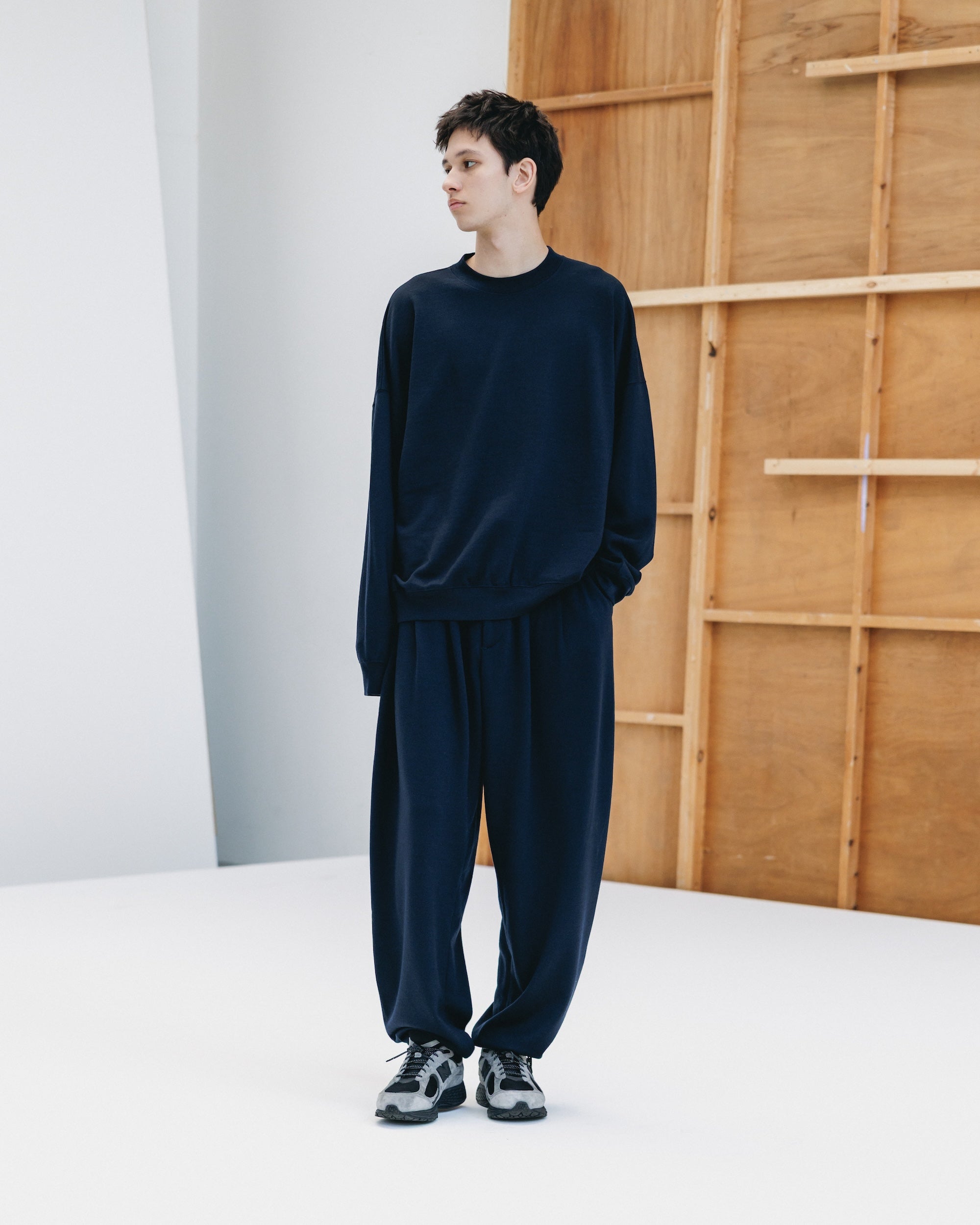 WOOL SWEAT WIDE TAPERED PANTS (NAVY)