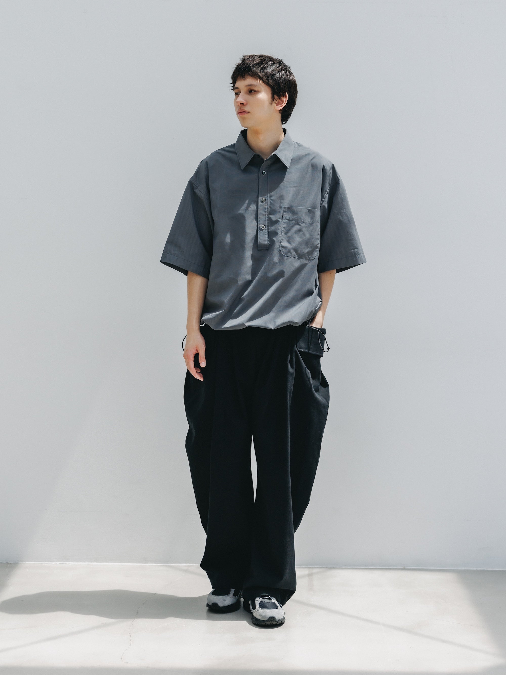 SIDE FLAP CURVE PANTS (BLACK)