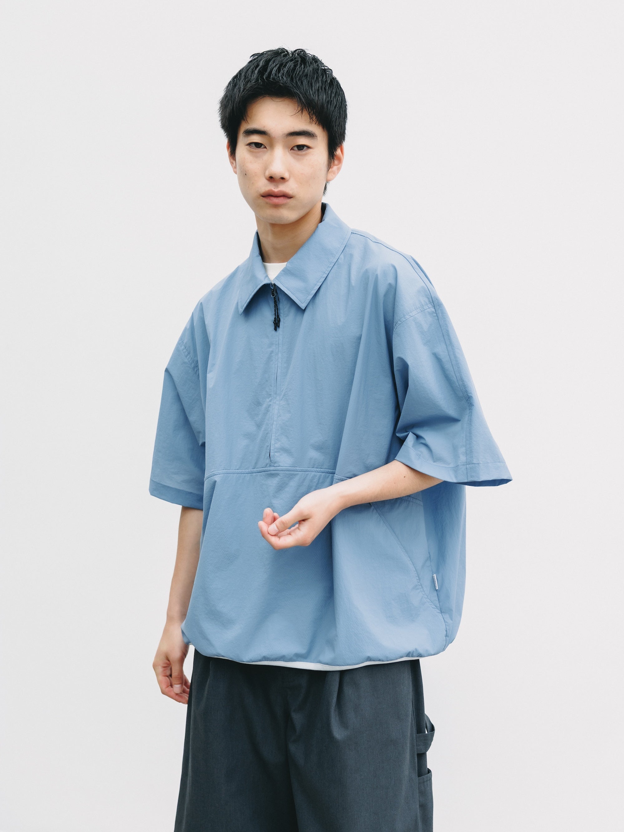 【6.20 SAT 20:00- IN STOCK】HALF ZIP TRAIL S/S SHIRT (SAX BLUE)