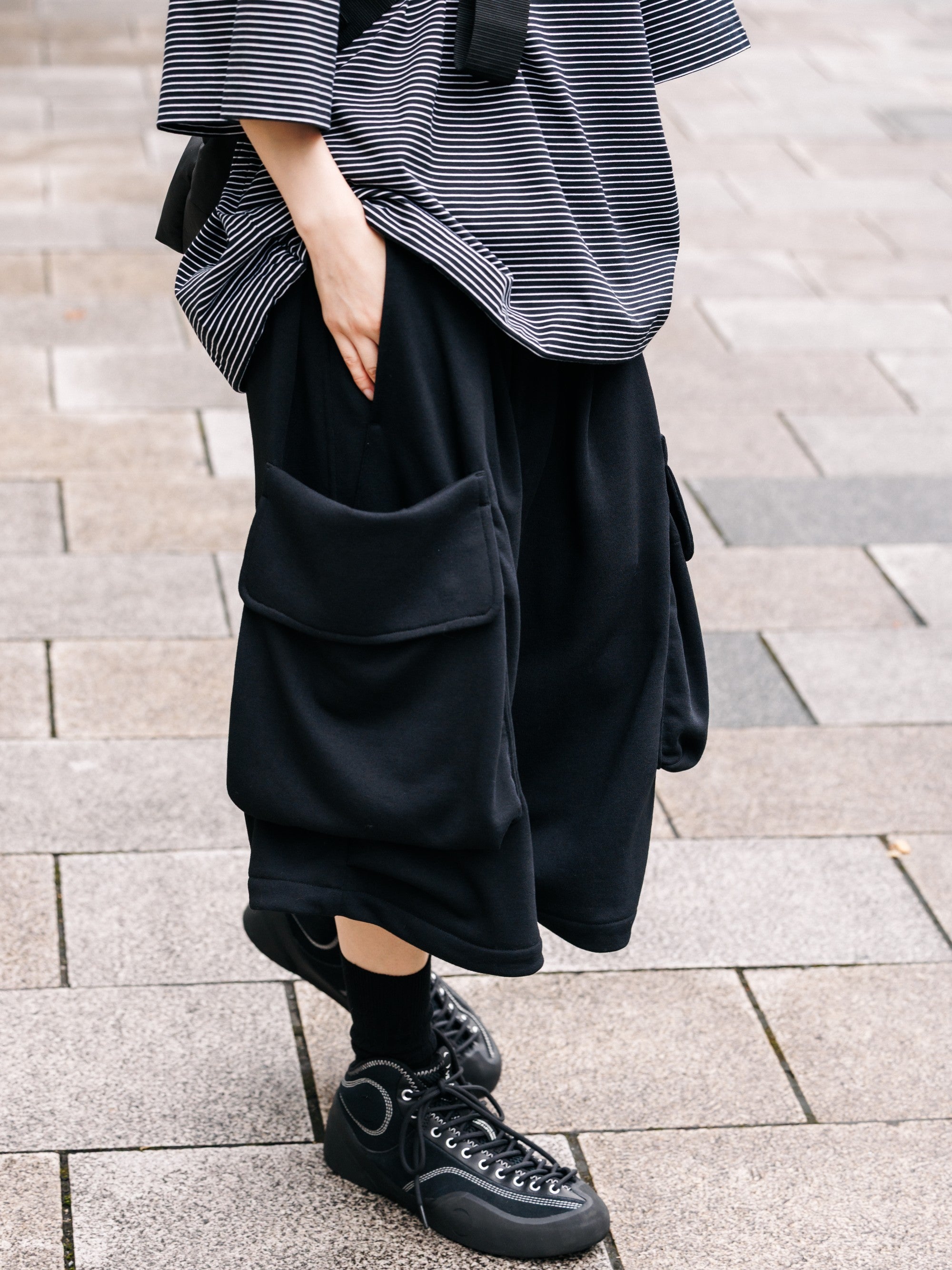【7.15 WED 20:00- IN STOCK】CITY MILITARY SWEAT HALF PANTS 001 (BLACK)