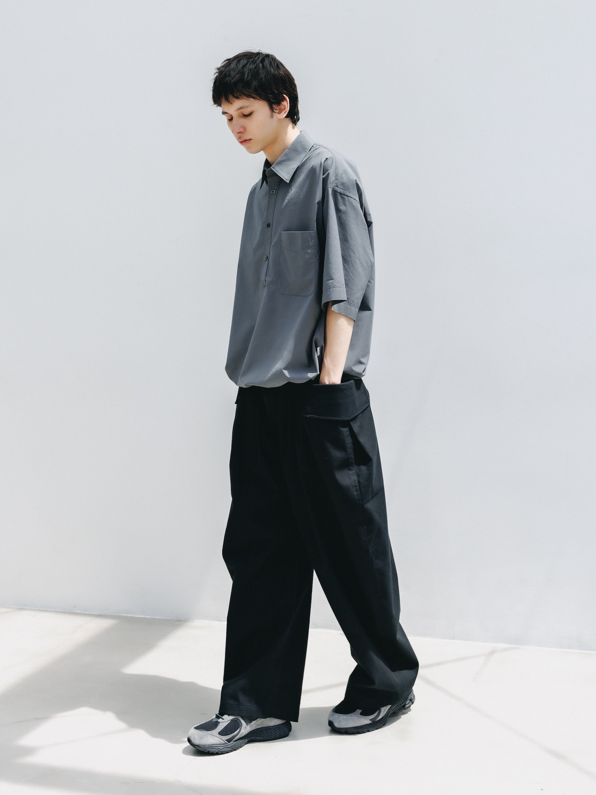 SIDE FLAP CURVE PANTS (BLACK)