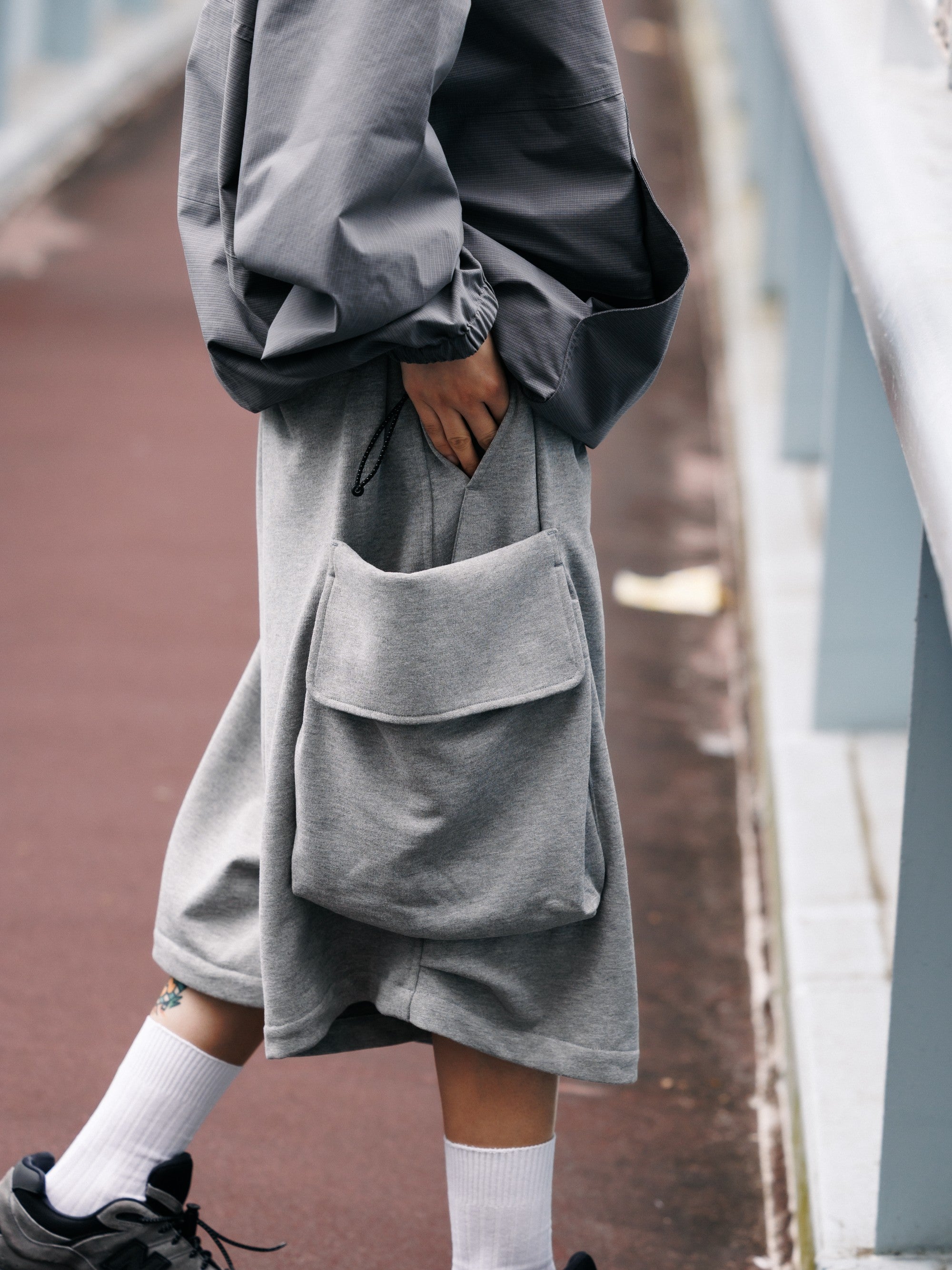 【7.15 WED 20:00- IN STOCK】CITY MILITARY SWEAT HALF PANTS 001 (GRAY)