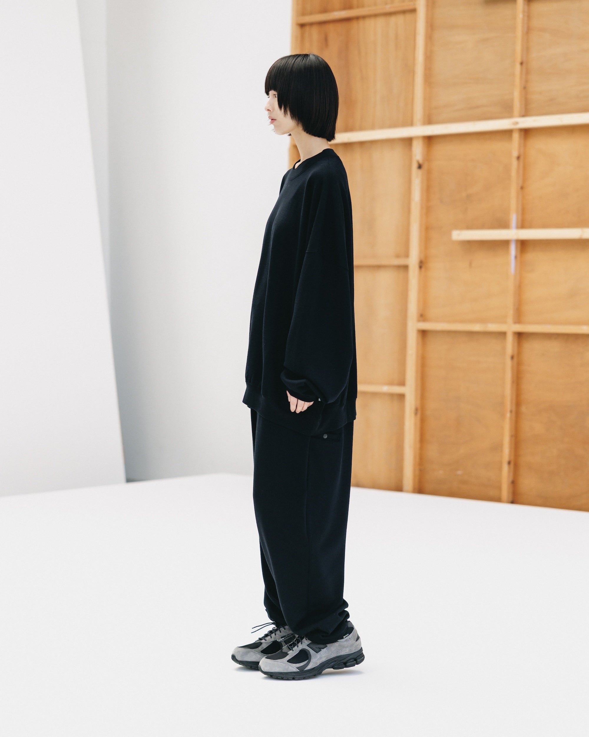 WOOL SWEAT WIDE TAPERED PANTS (BLACK)