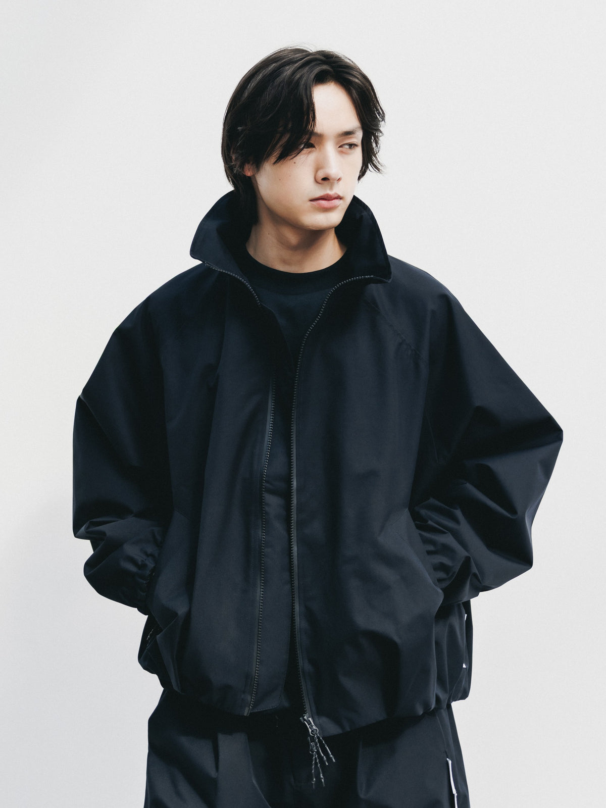 【10.17 SAT 20:00- IN STOCK】 +phenix WINDSTOPPER® by GORE-TEX LABS TWILL CITY STAND BALLOON UTILITY JACKET (BLACK)