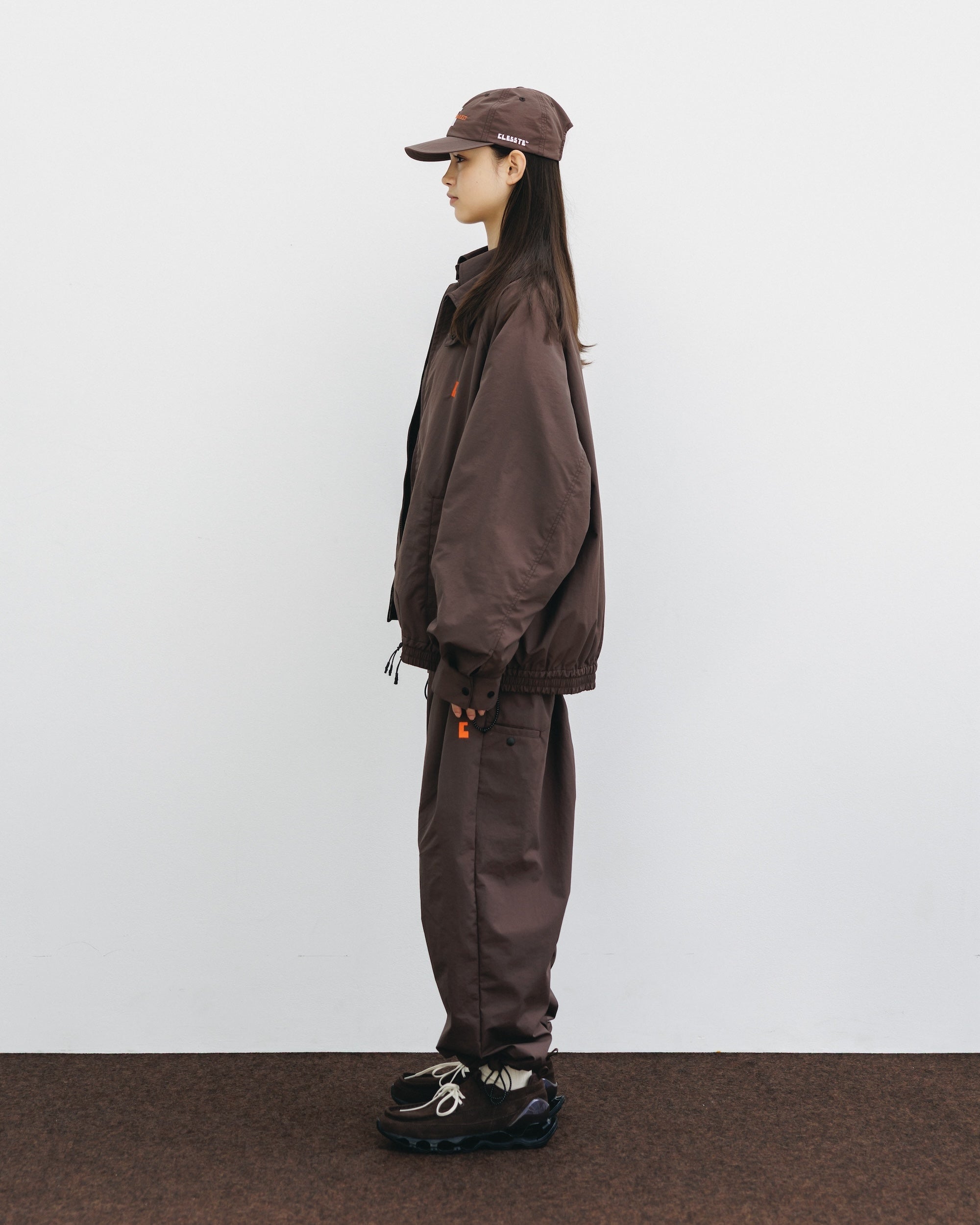 【10.15 WED 20:00- IN STOCK】WATER REPELLENT NYLON CITY UNIFORM WIDE TAPERED PANTS FOR YGM (BROWN×ORANGE)