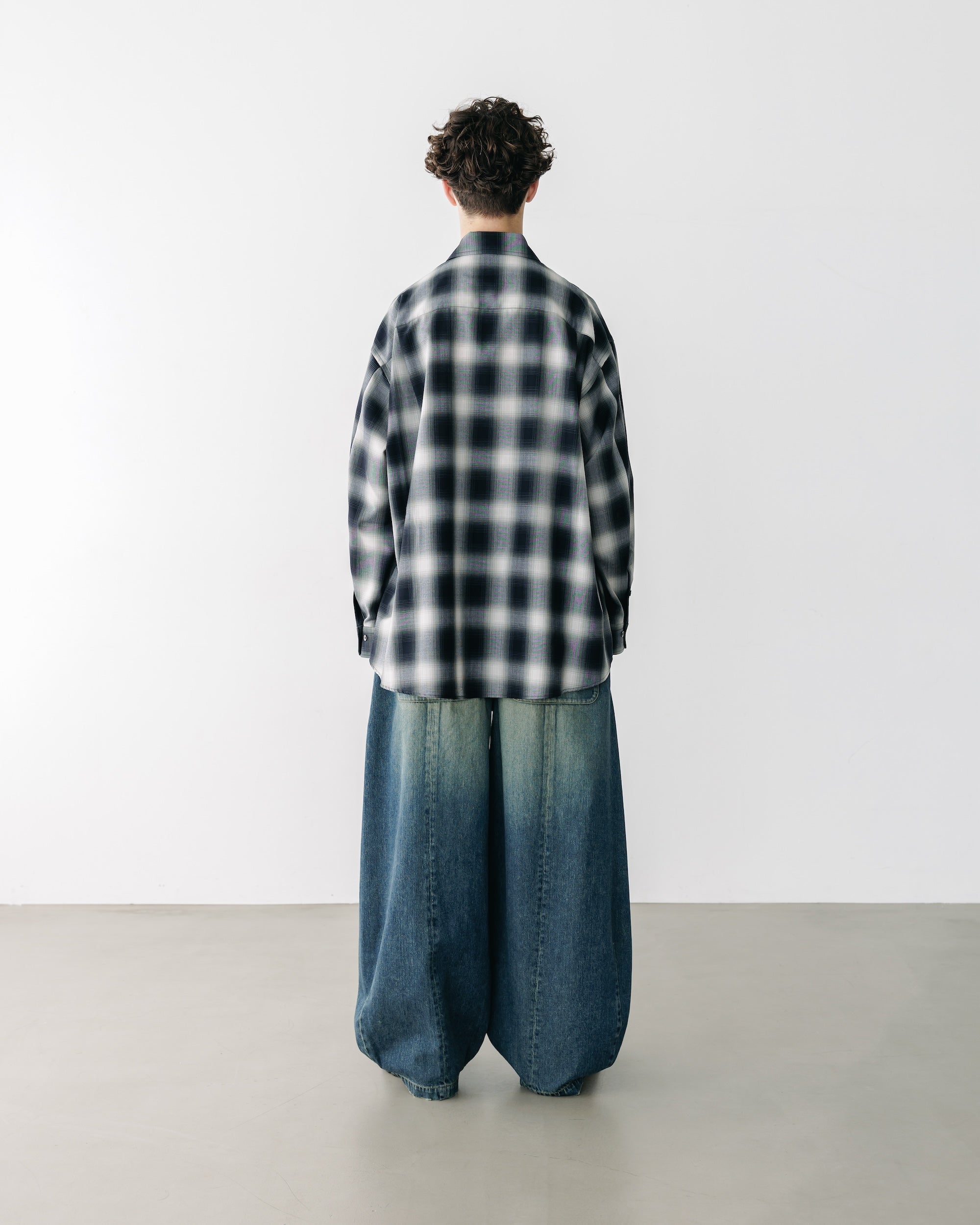 VINTAGE DYED SELVEDGE DENIM MASSIVE TWISTED PANTS (VINTAGE INDIGO)
