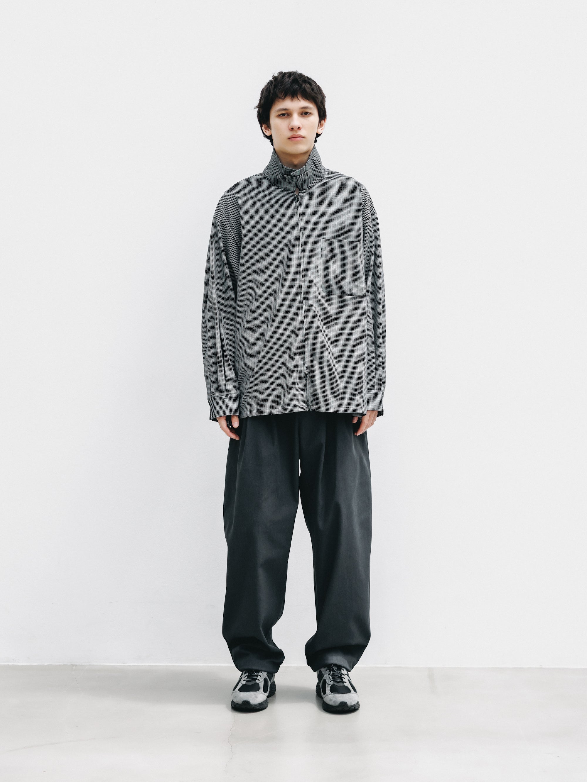 T/C GABARDINE CITY UNIFORM WIDE TAPERED PANTS (CHARCOAL)