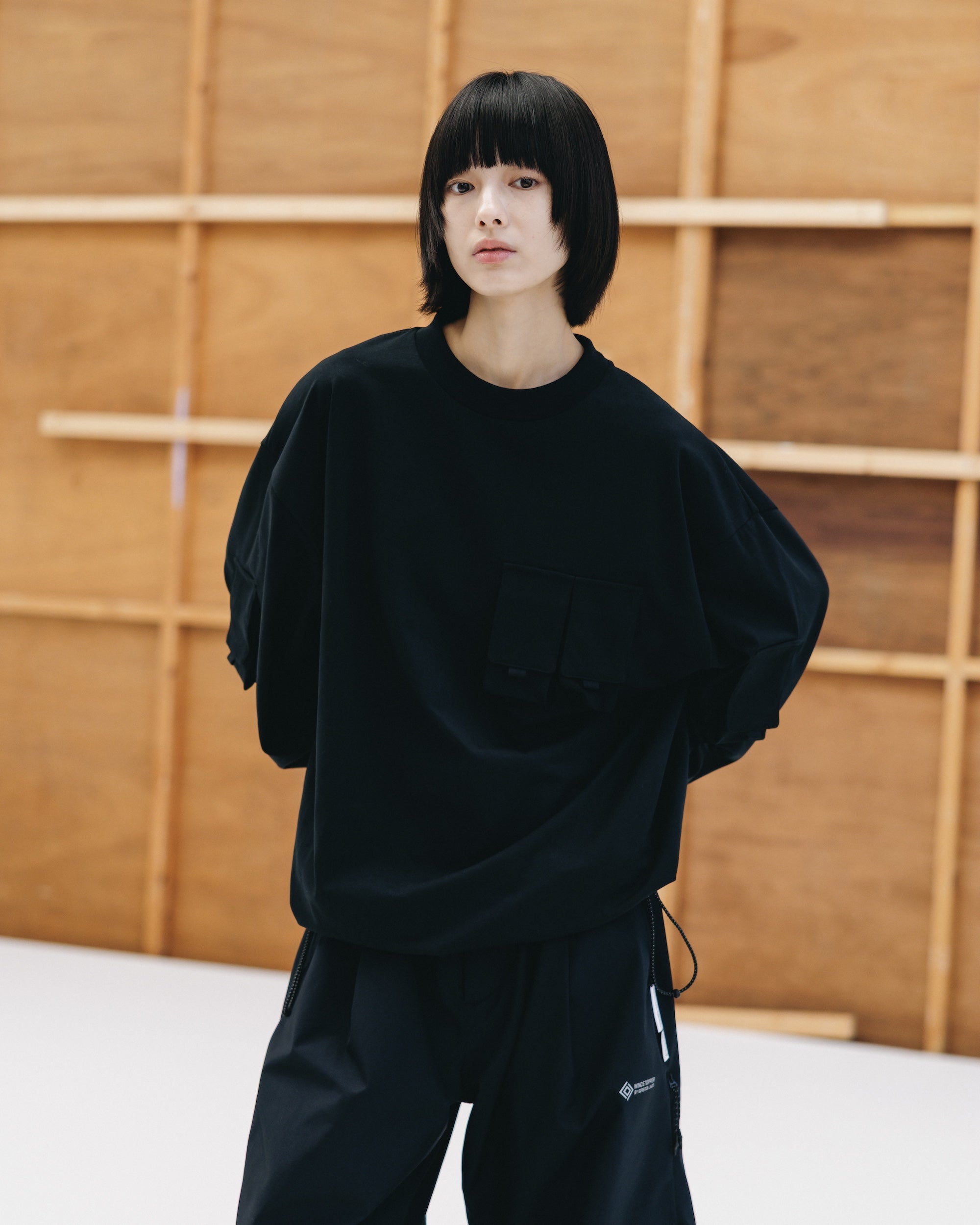 MULTI POCKET L/S T-SHIRT (BLACK)