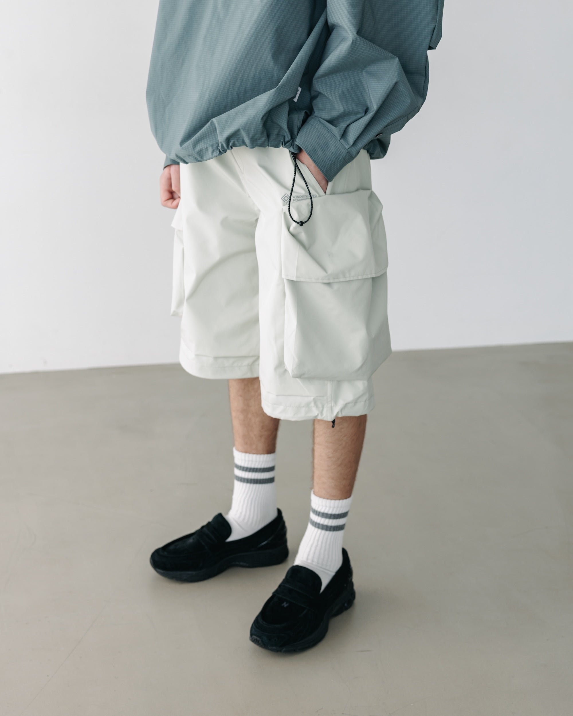 【5.6 TUE 20:00- IN STOCK】+phenix WINDSTOPPER® by GORE-TEX LABS CITY MILITARY HALF PANTS 002 (SAND SAGE)