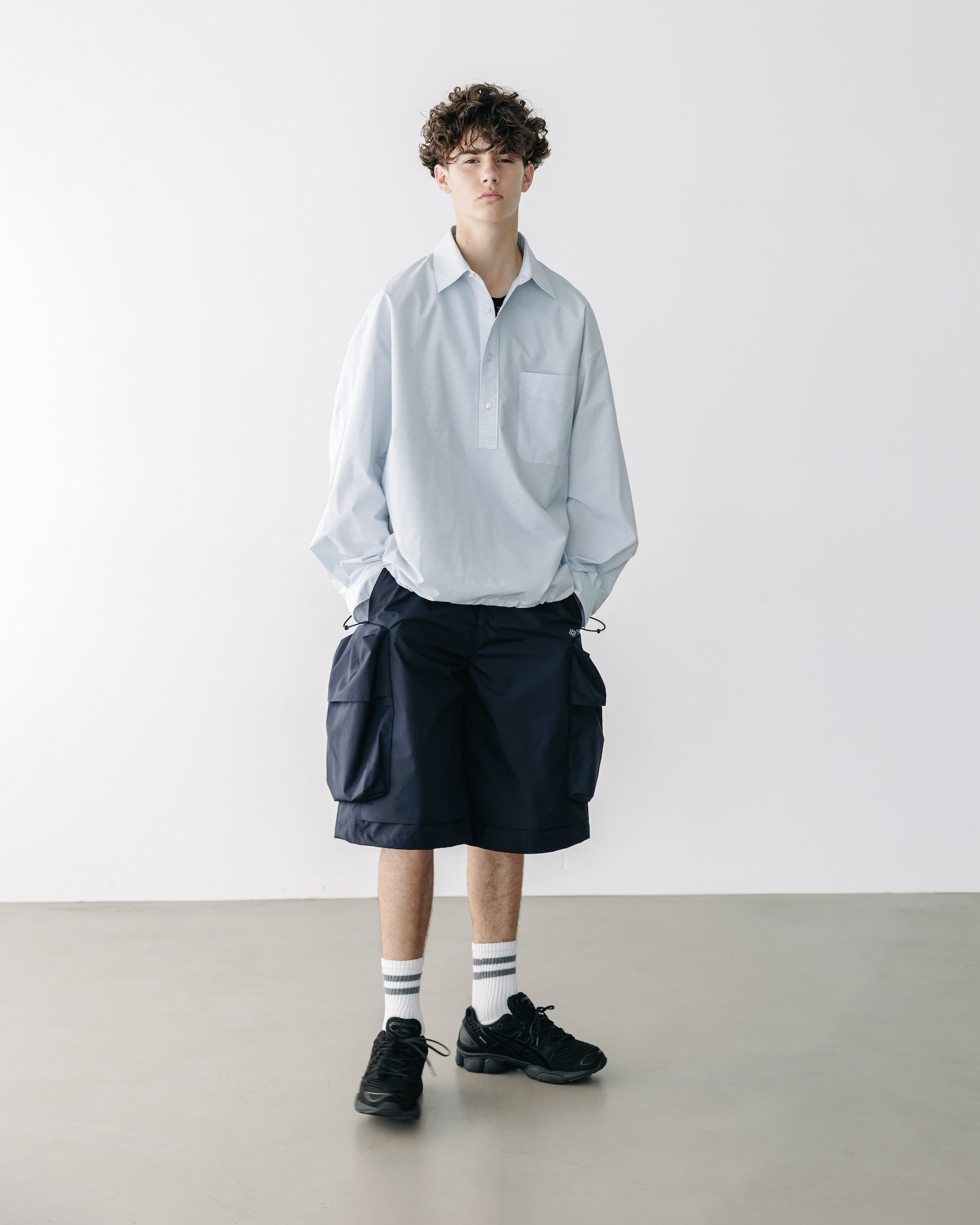【5.6 TUE 20:00- IN STOCK】+phenix WINDSTOPPER® by GORE-TEX LABS CITY MILITARY HALF PANTS 002 (NAVY)