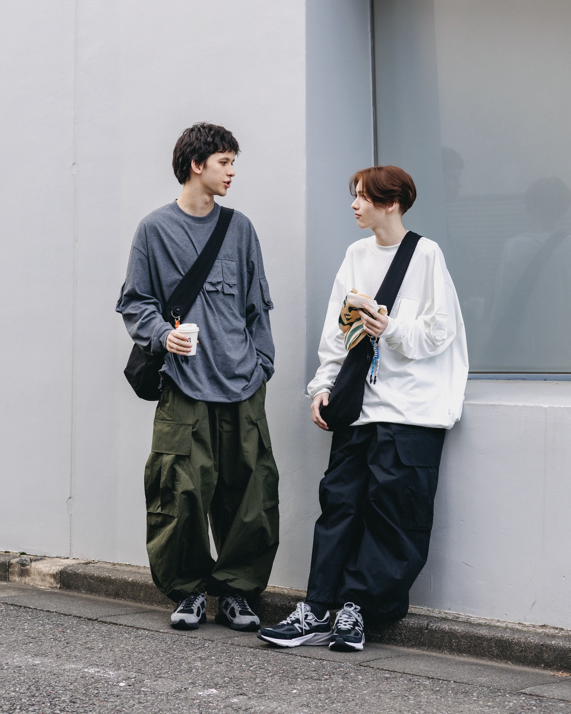 【11.26 WED 20:00- IN STOCK】MEGA POCKET BALLOON CARGO PANTS (BLACK)
